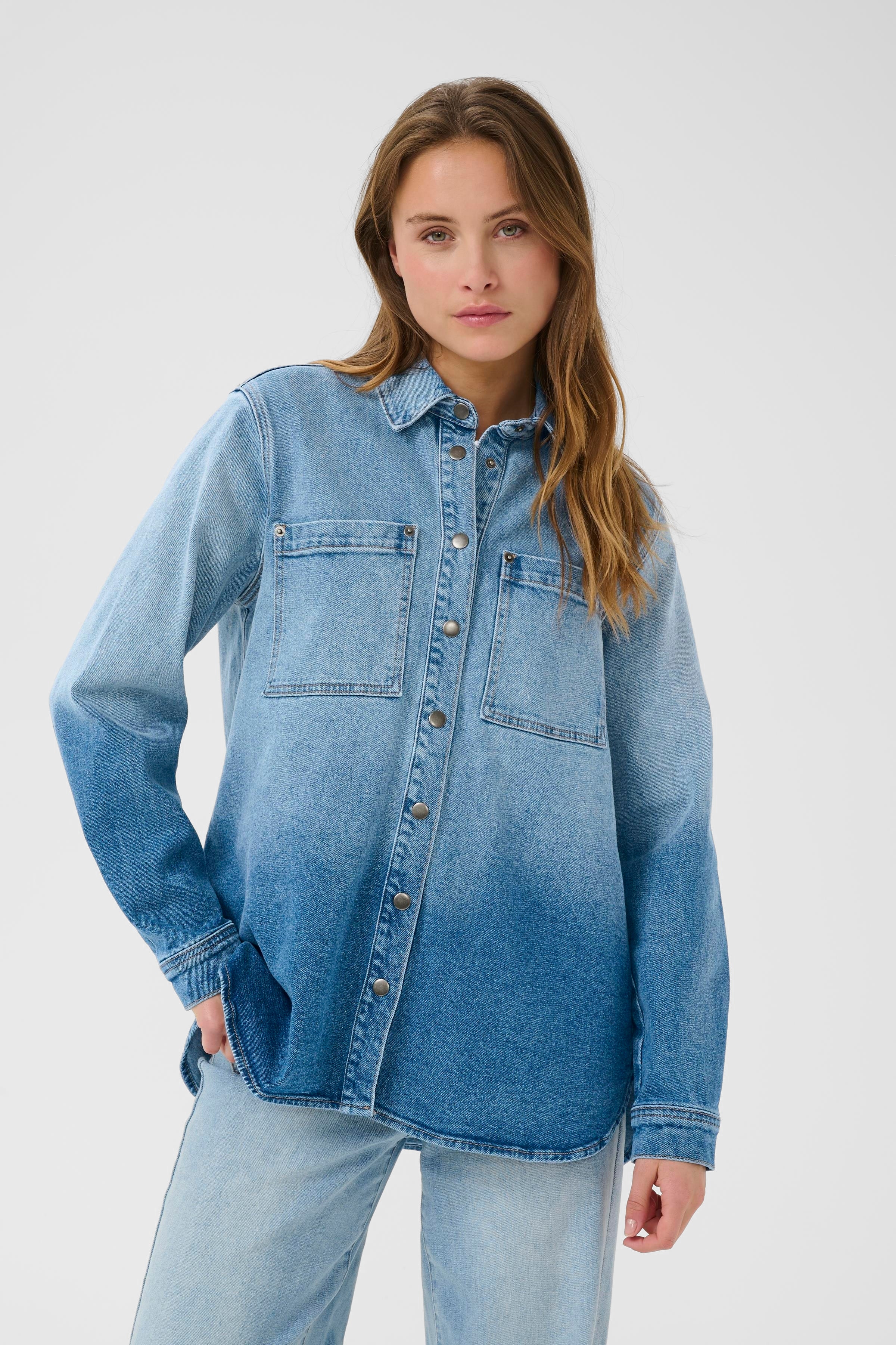 KAmiala Skjorte LOOKBOOK FRONT 10510223-107432