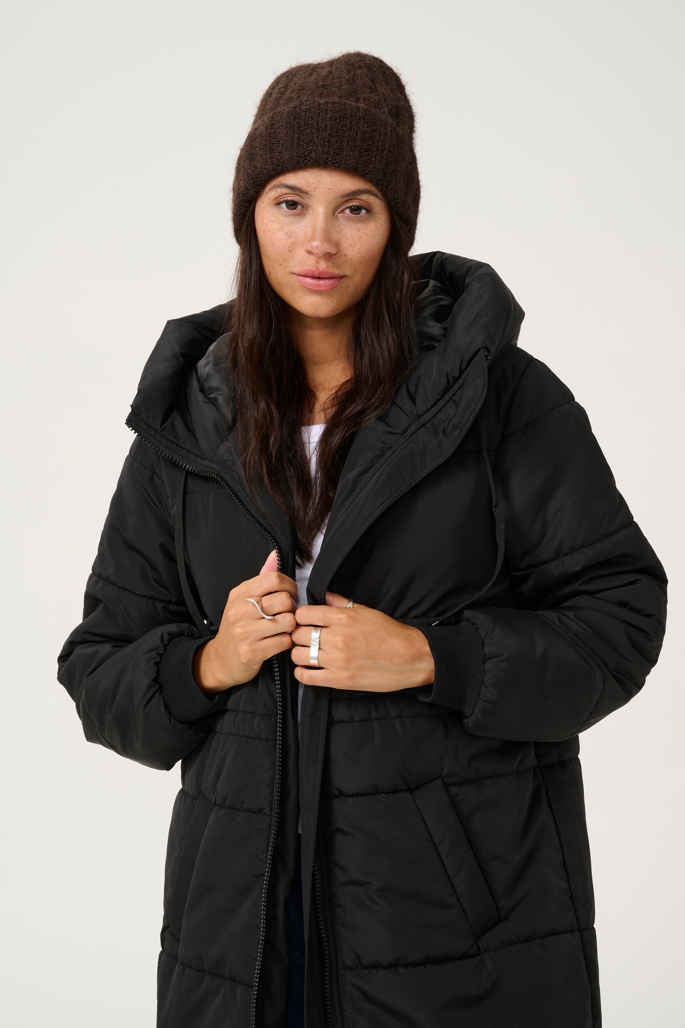 KAadena Hatt LOOKBOOK FRONT 10509903-1912131