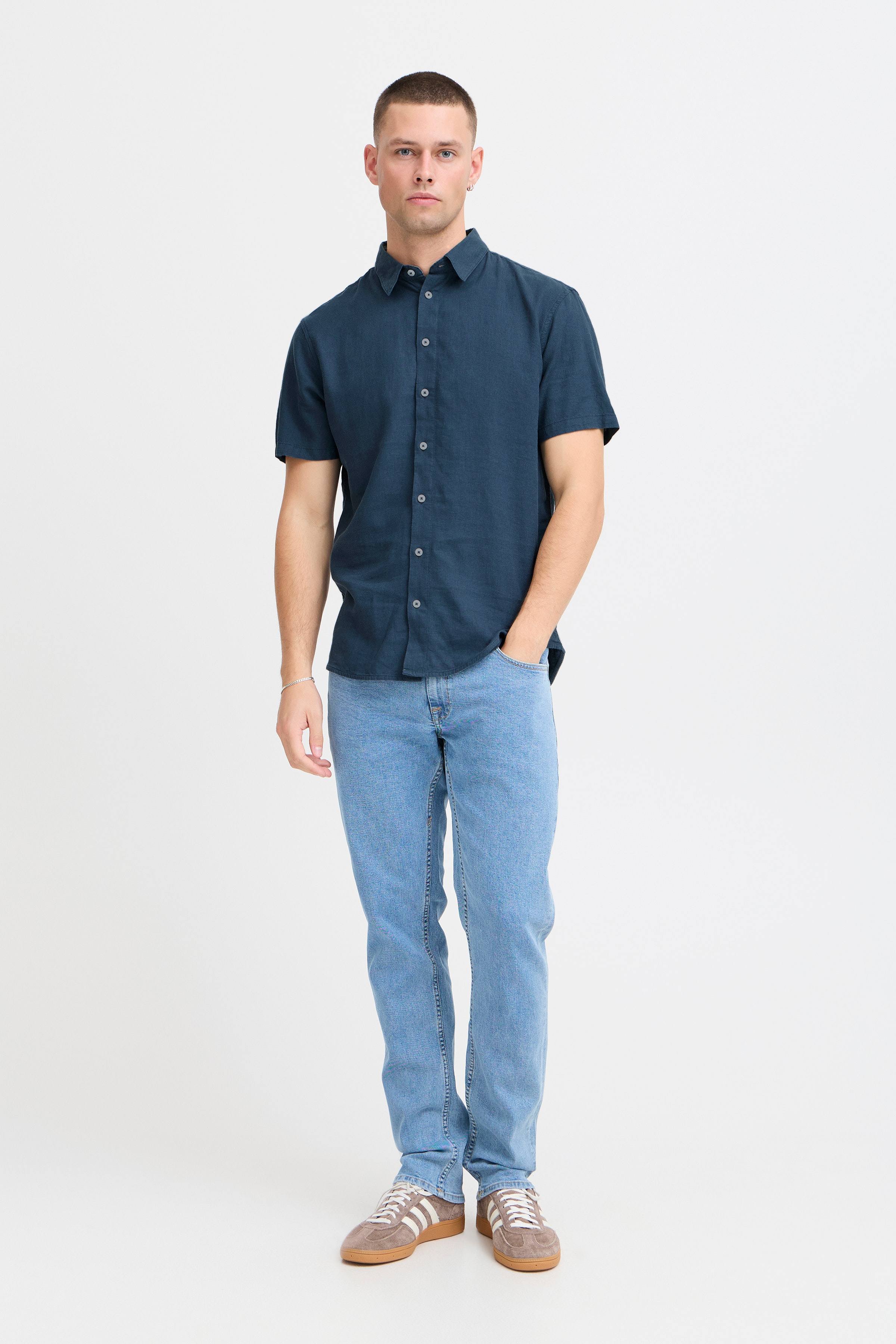 Short sleeved shirt LOOKBOOK FRONT 20717866-194024