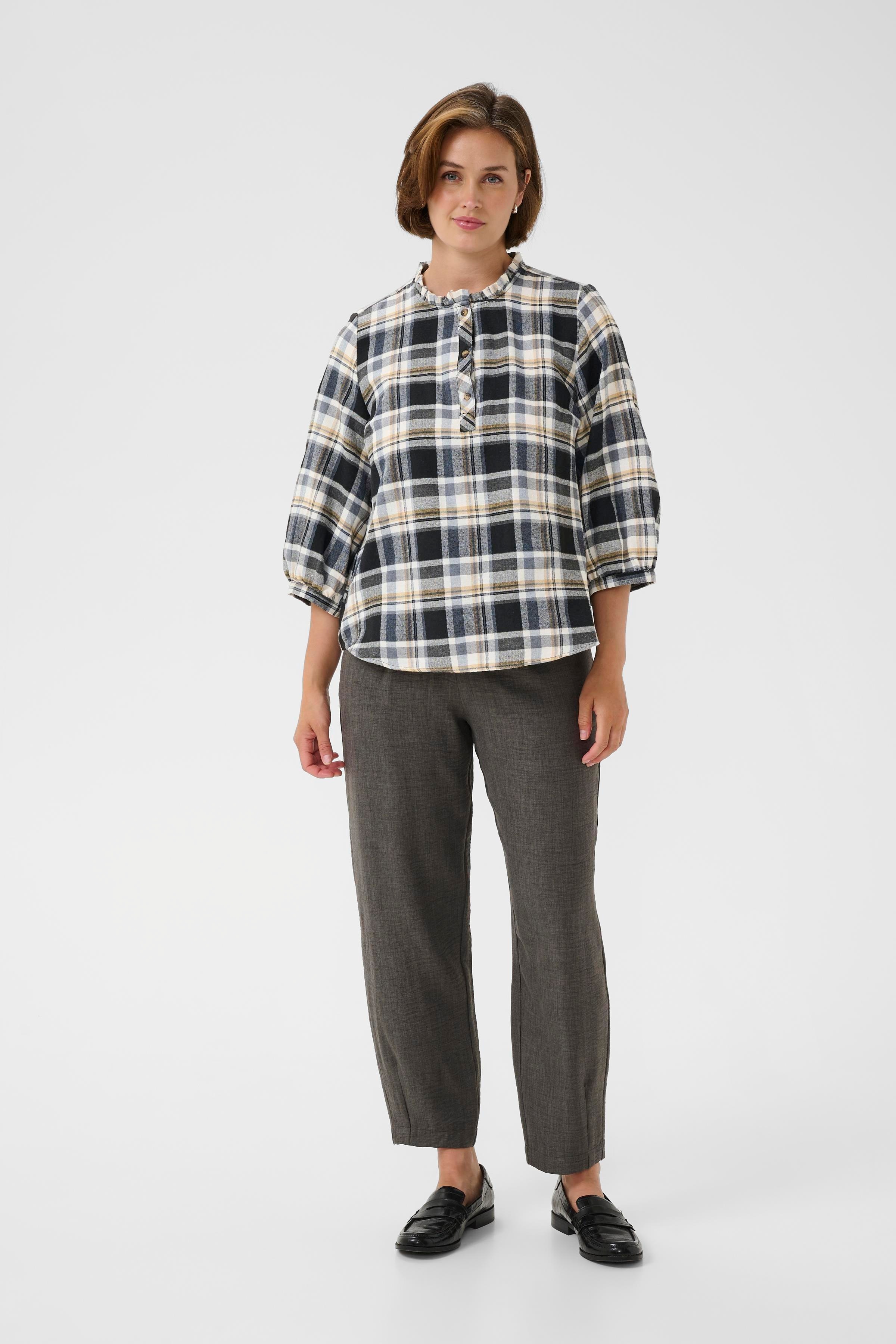 BPditte Blouse LOOKBOOK FRONT 40200087-108994