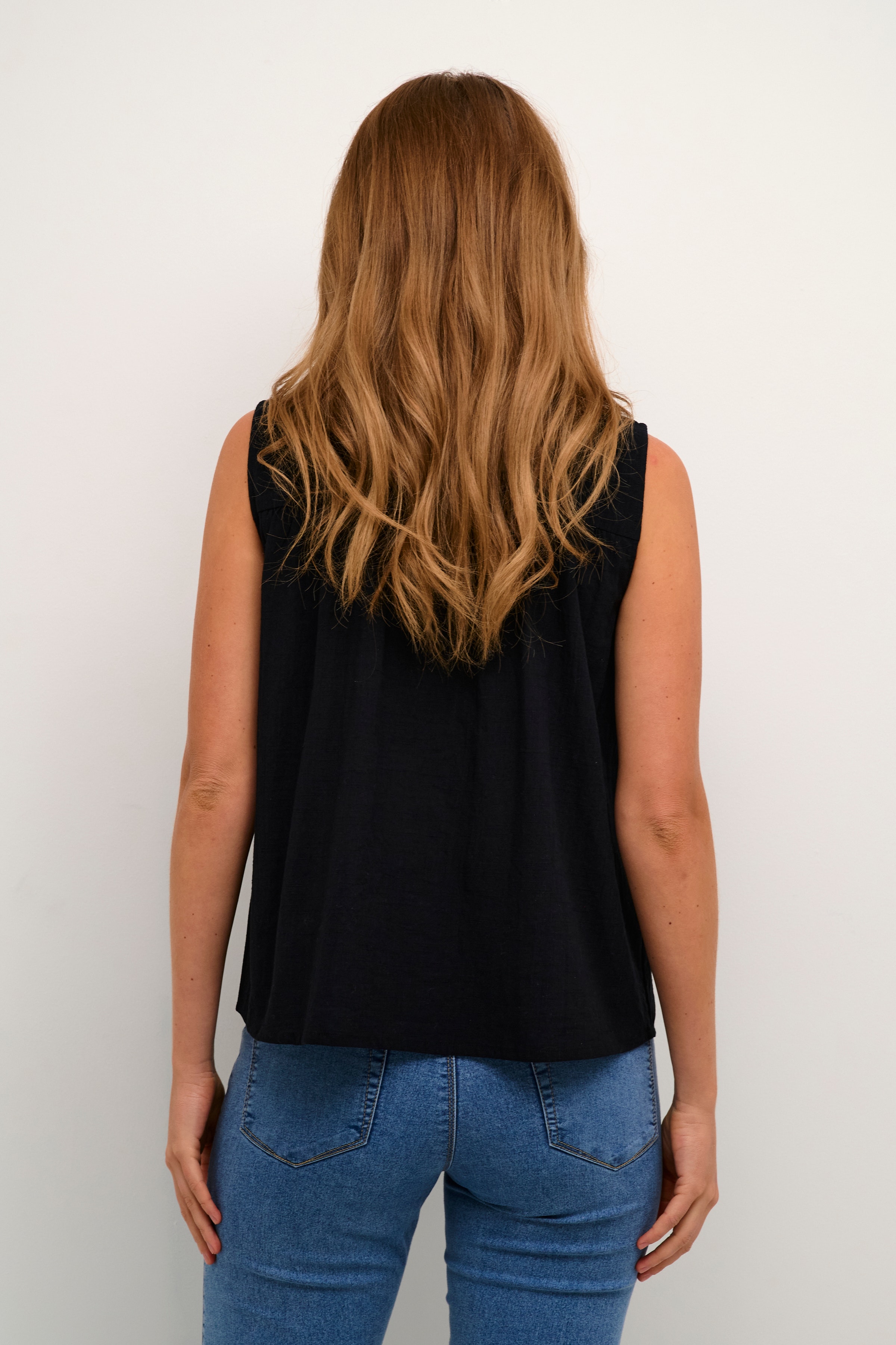 KApauline Blouse LOOKBOOK BACK 10508530-100121