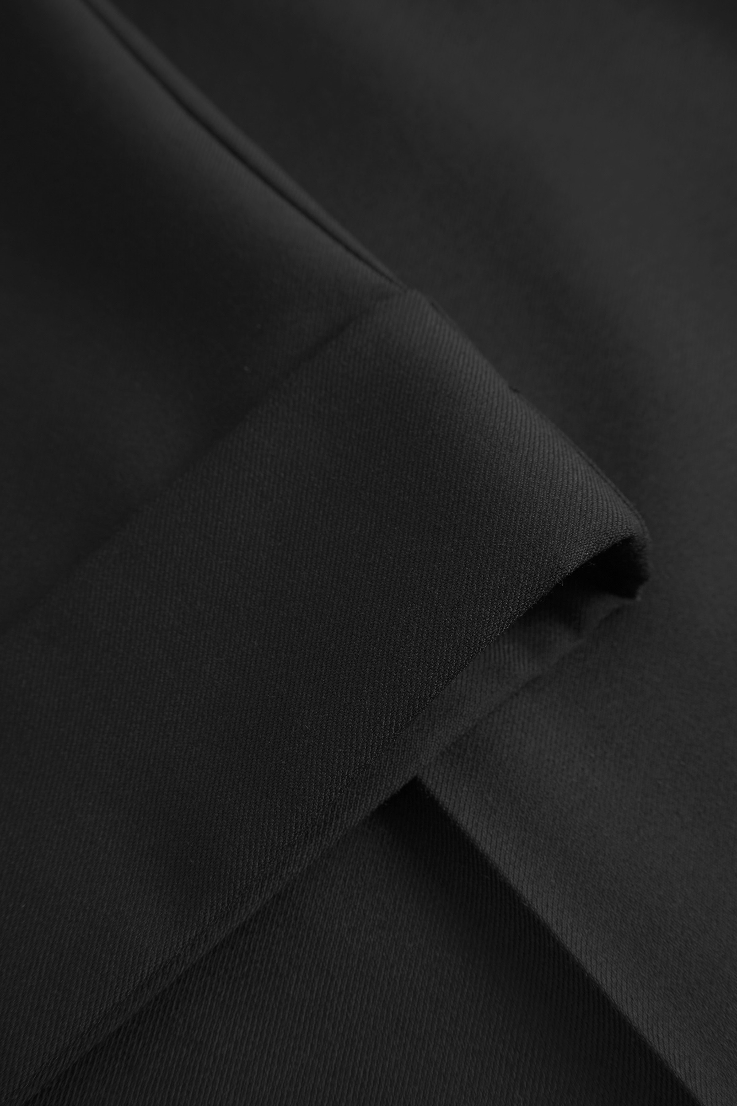 WWLuca Bukser PACK DETAIL 30251480-303700