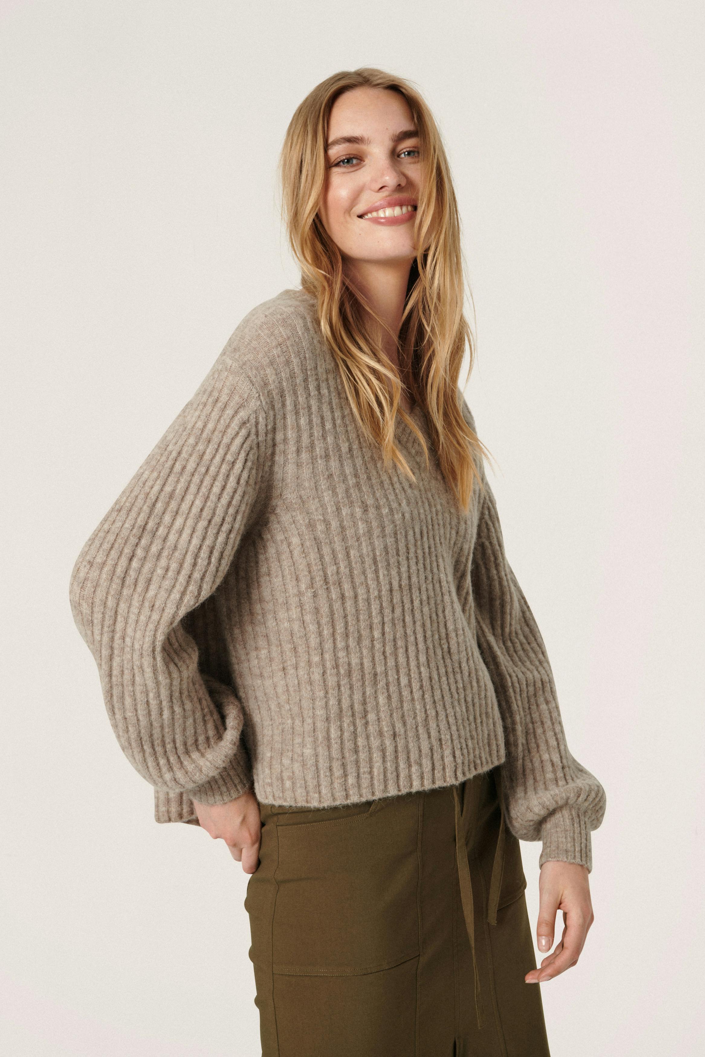 SLAnina Pullover LOOKBOOK FRONT 30406263-1614061