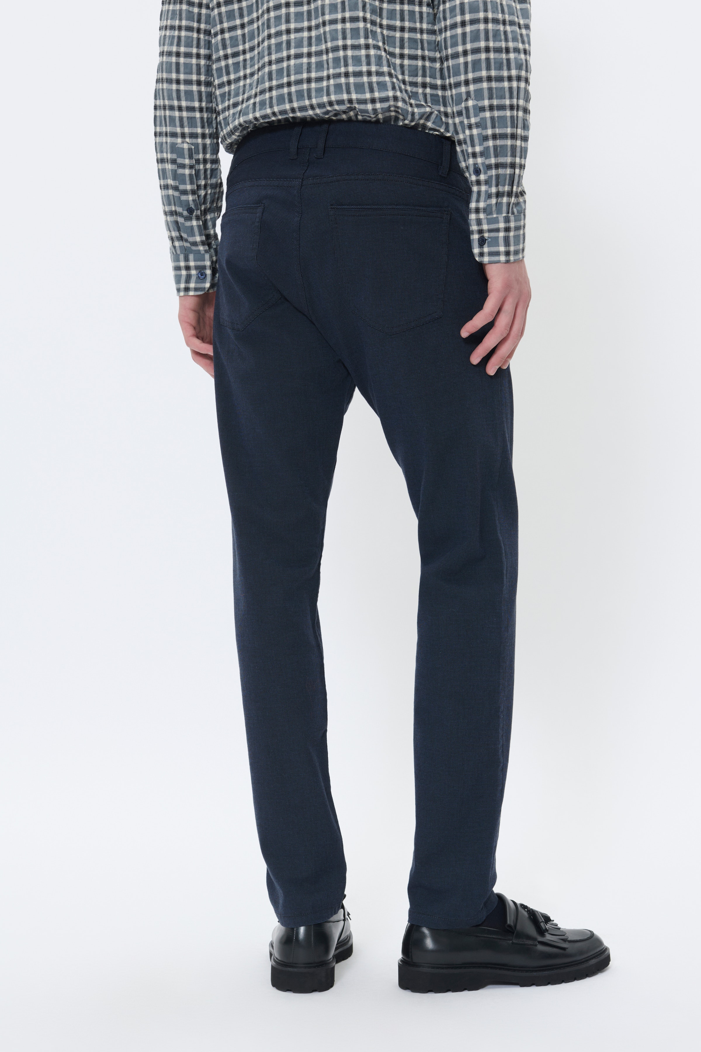 MApete Trousers LOOKBOOK BACK 30208559-194011