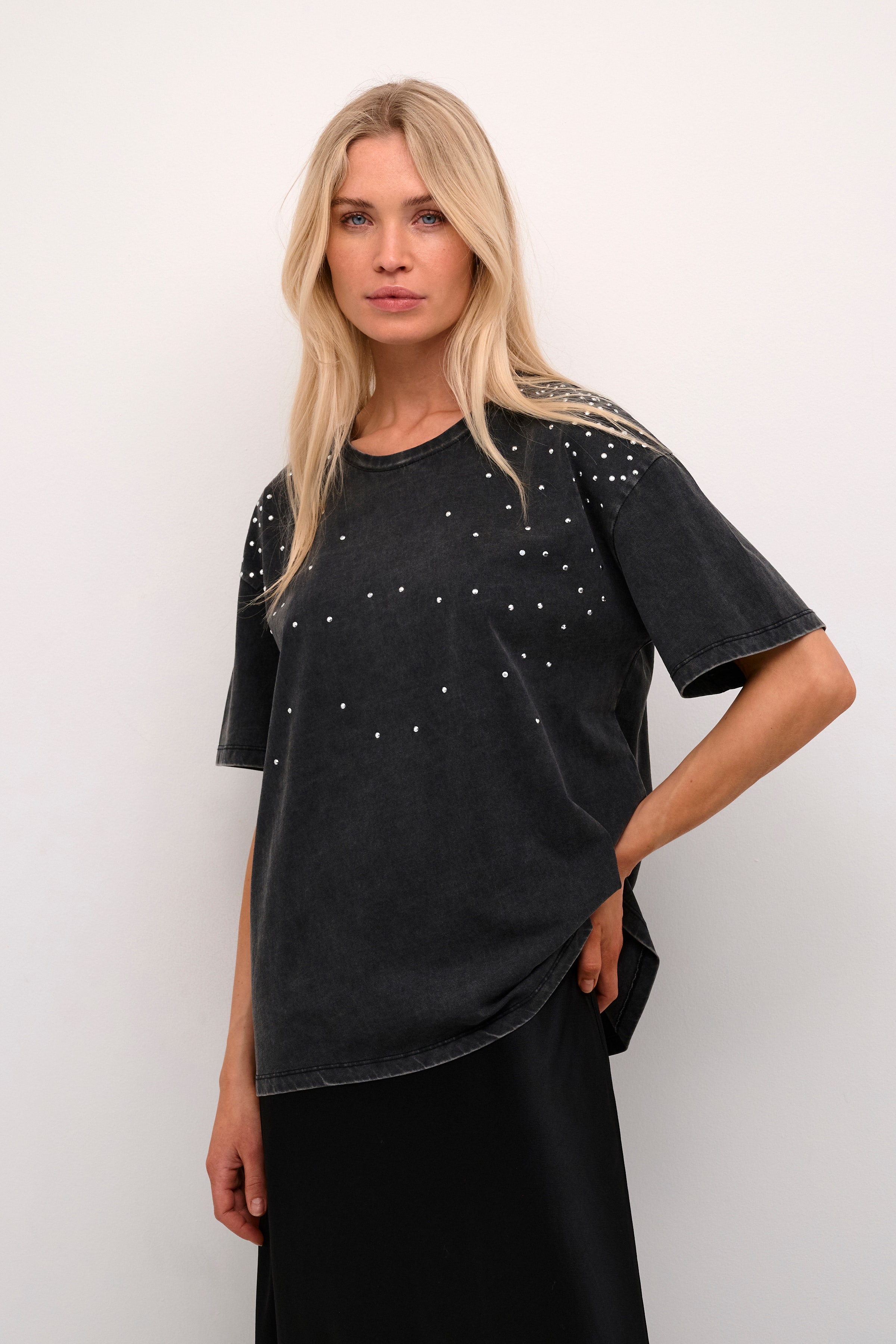 CUboma T-shirt LOOKBOOK FRONT 50111224-500071