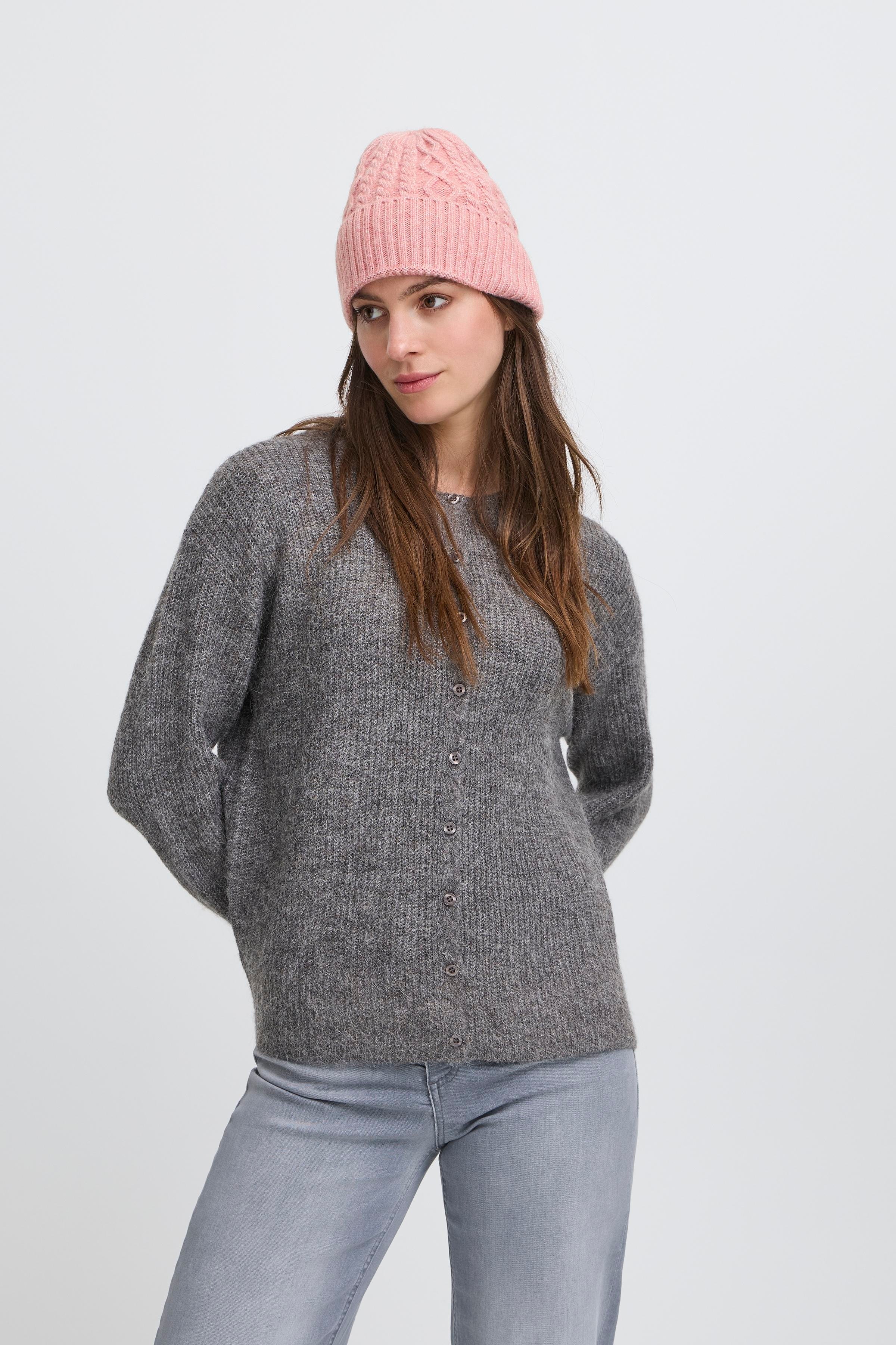 IALUCY Hatt LOOKBOOK FRONT 20124379-1519061