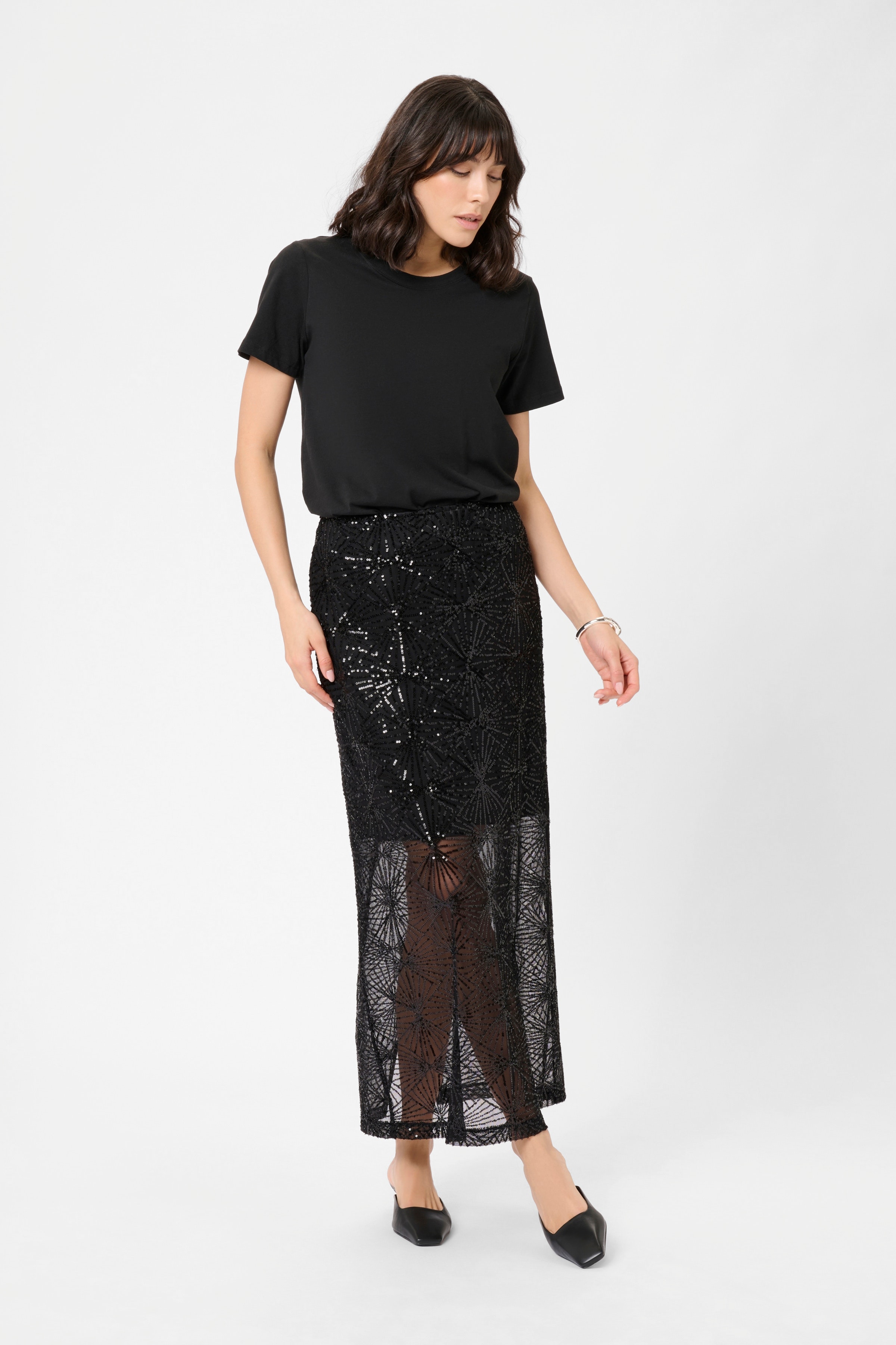KAlinna Skjørt LOOKBOOK FRONT 10510778-100121