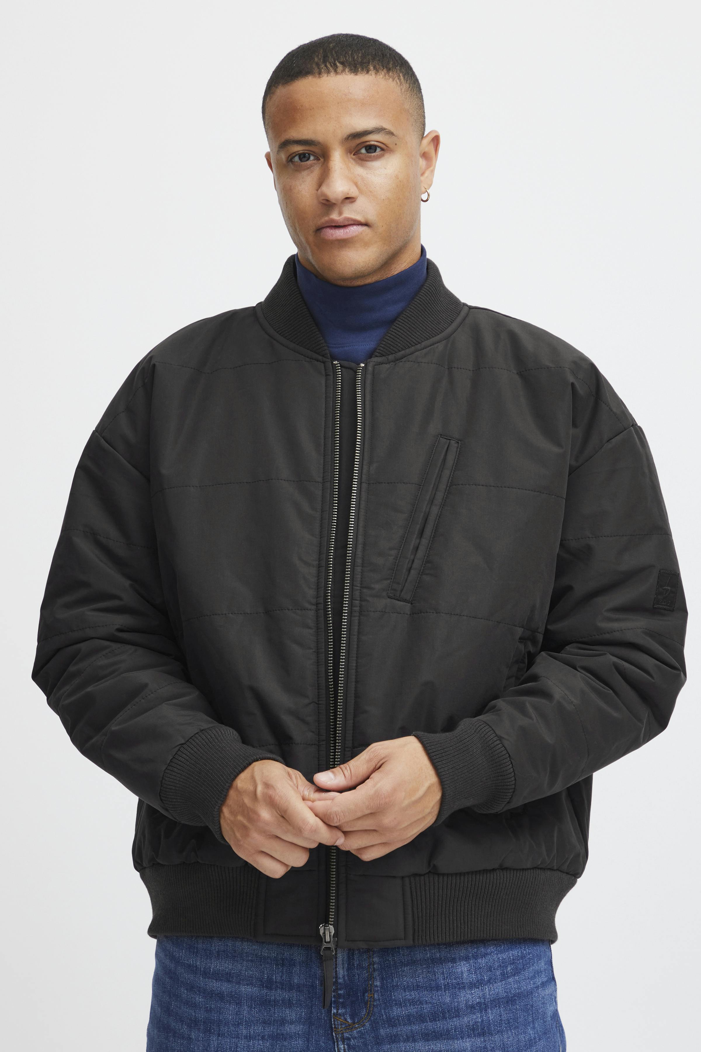 Outerwear LOOKBOOK FRONT 20716181-194007