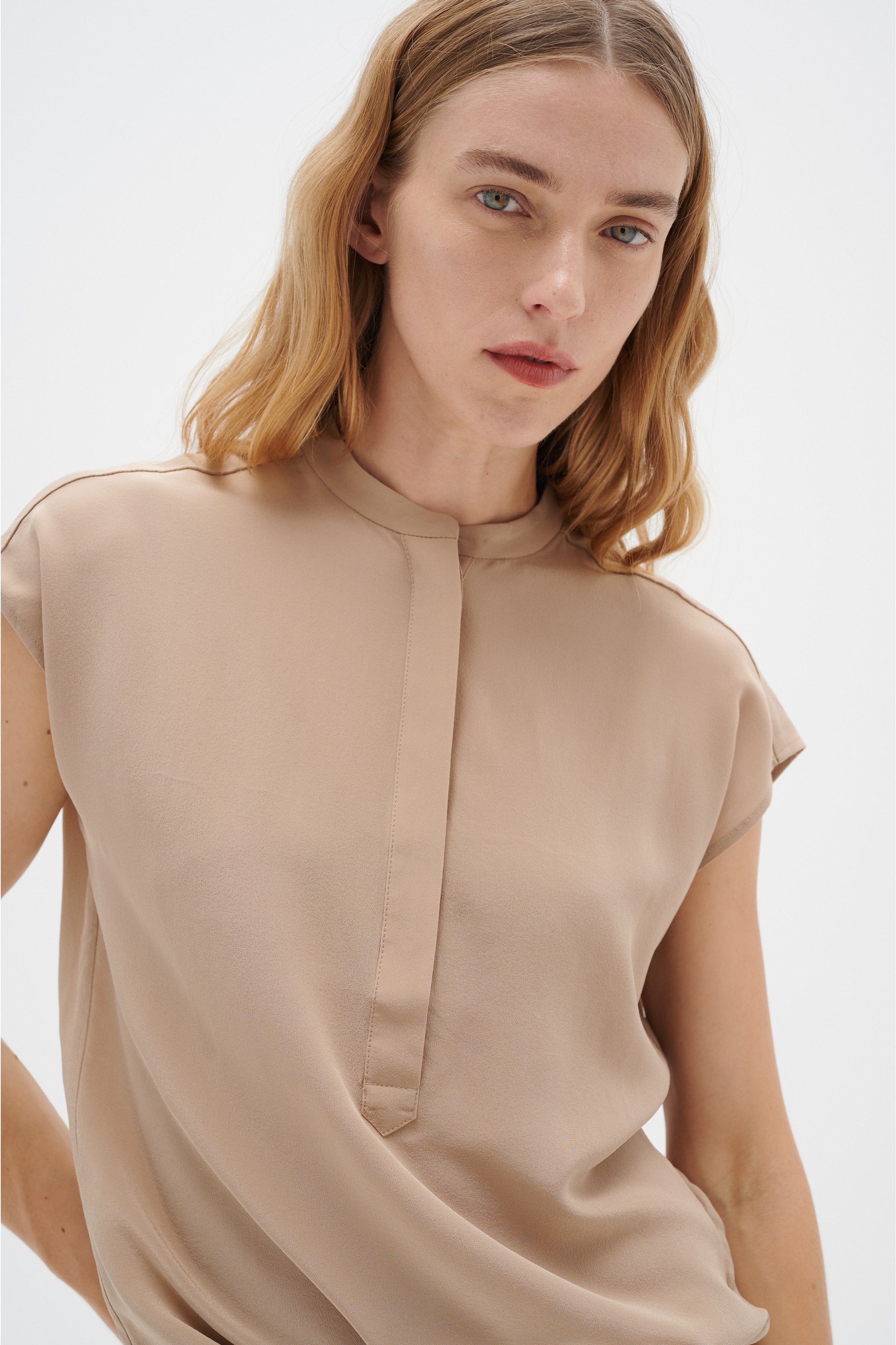 Lucie Top LOOKBOOK DETAIL 30104239-171319