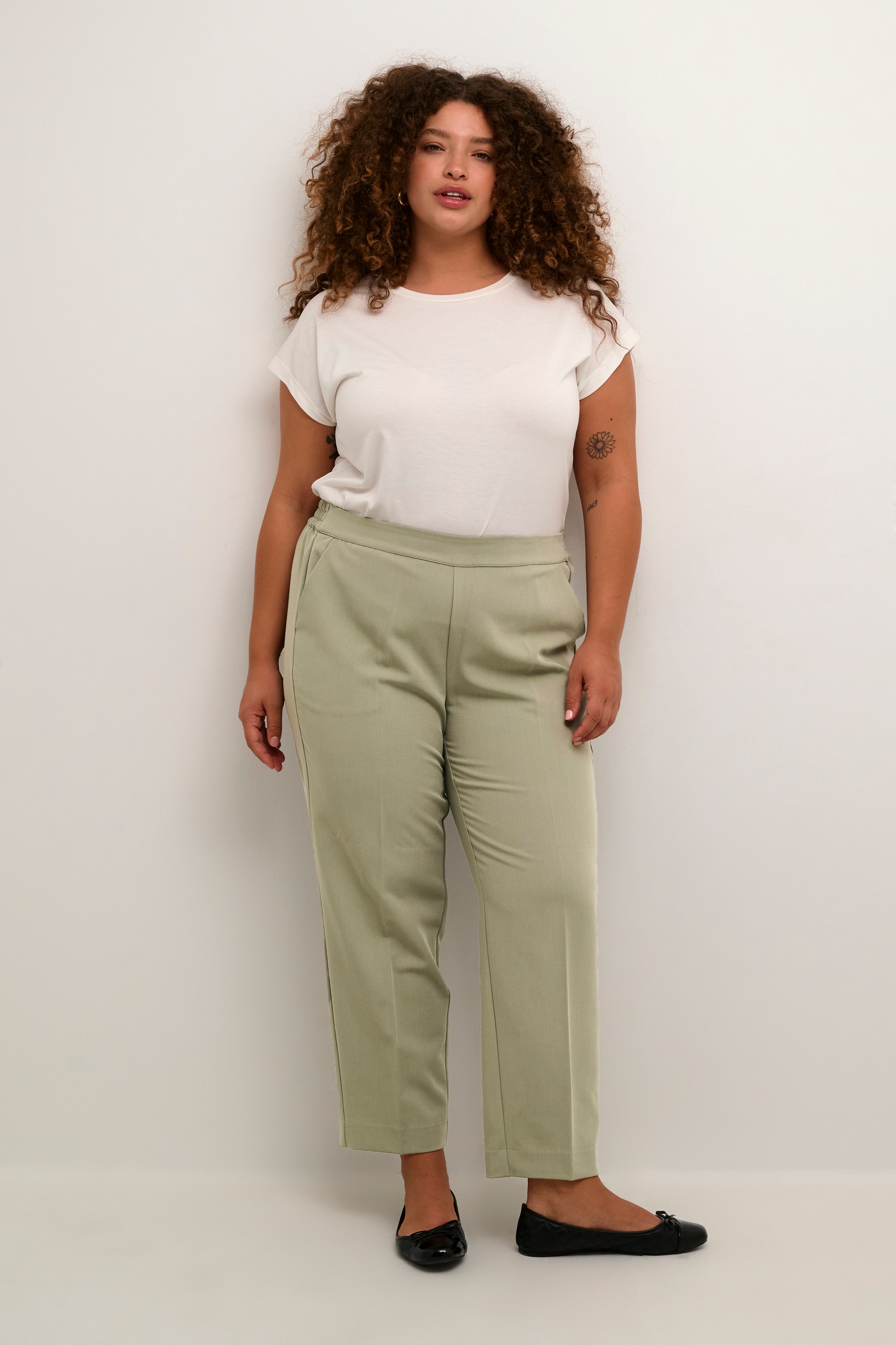 KCsakira Trousers LOOKBOOK FRONT 10580650-170613