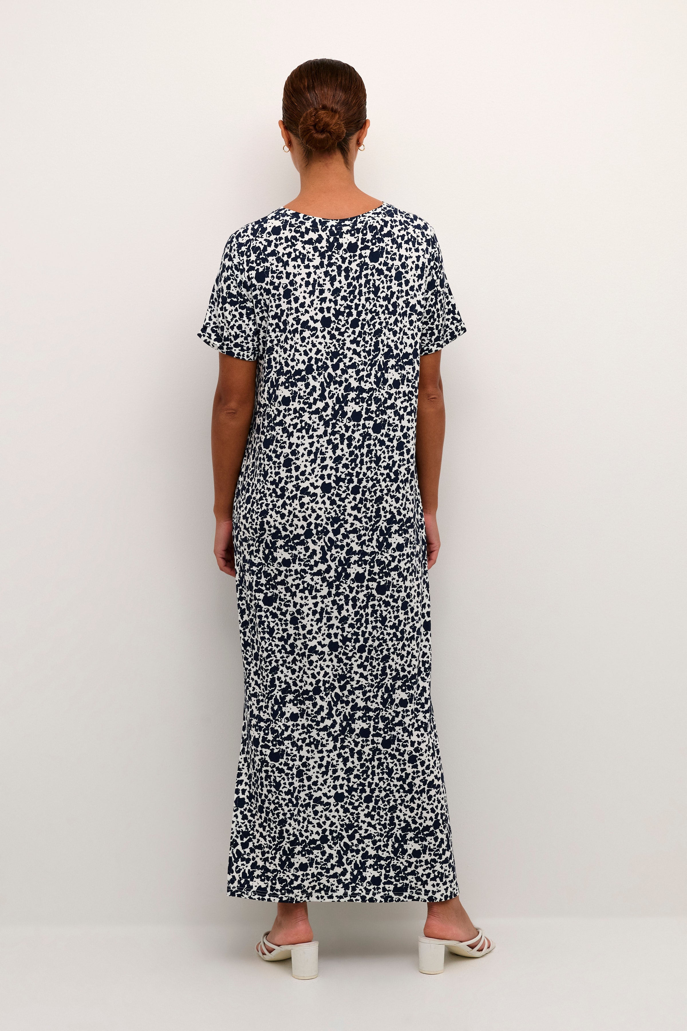 KAcharlotte Dress LOOKBOOK BACK 10508819-106062