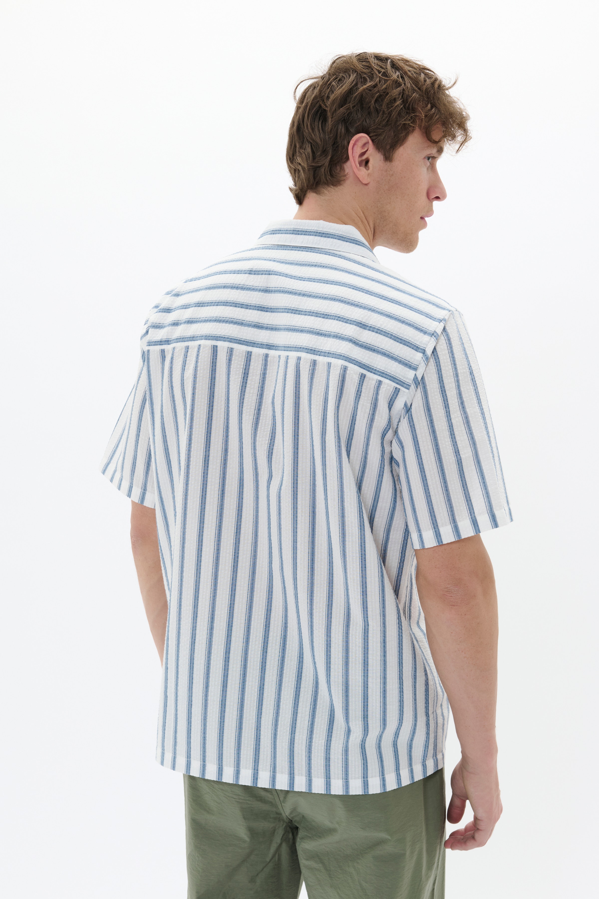 MAklampo Shirt LOOKBOOK BACK 30208061-184218