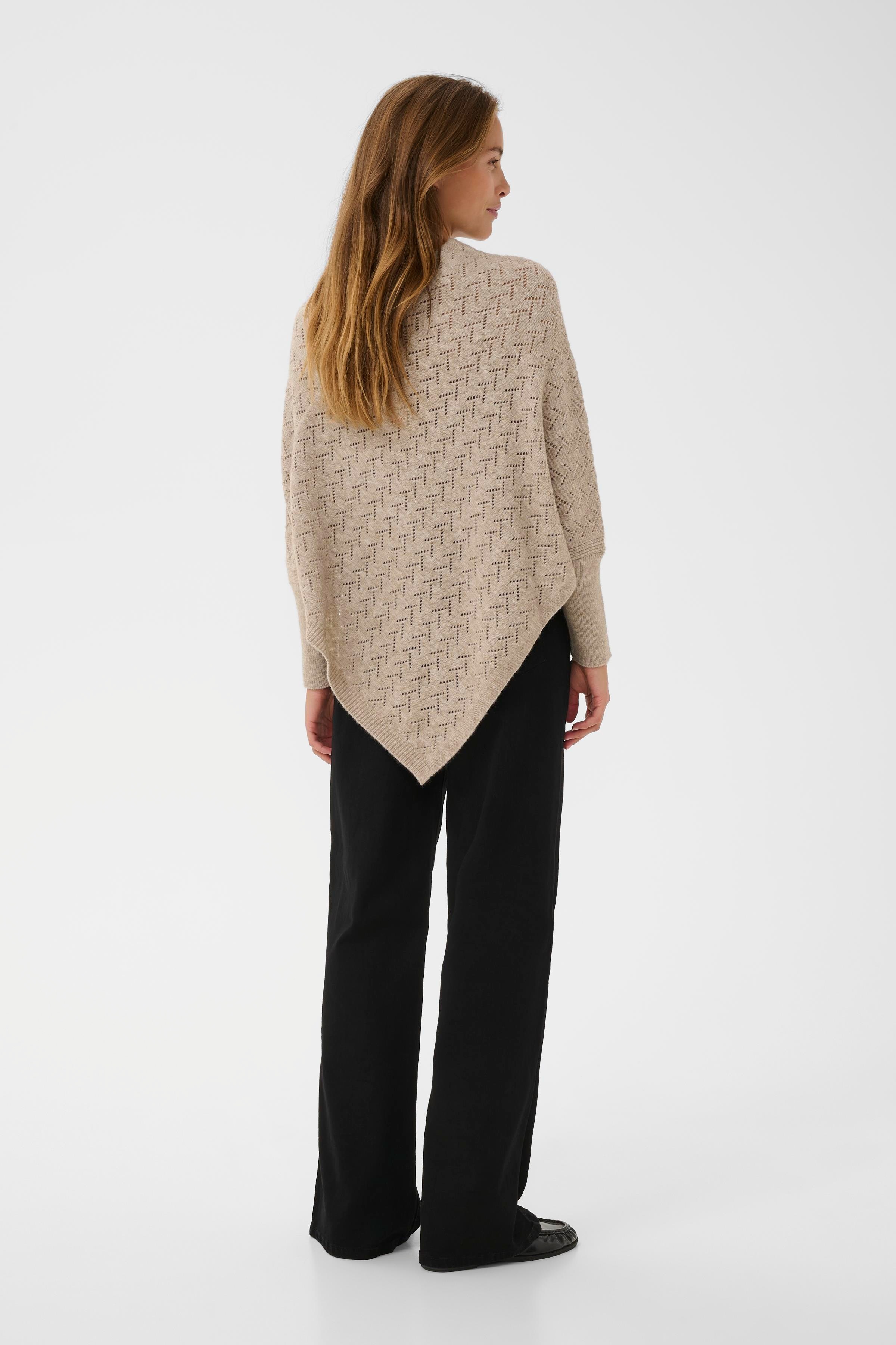 KAoline Poncho LOOKBOOK BACK 10510915-1513051