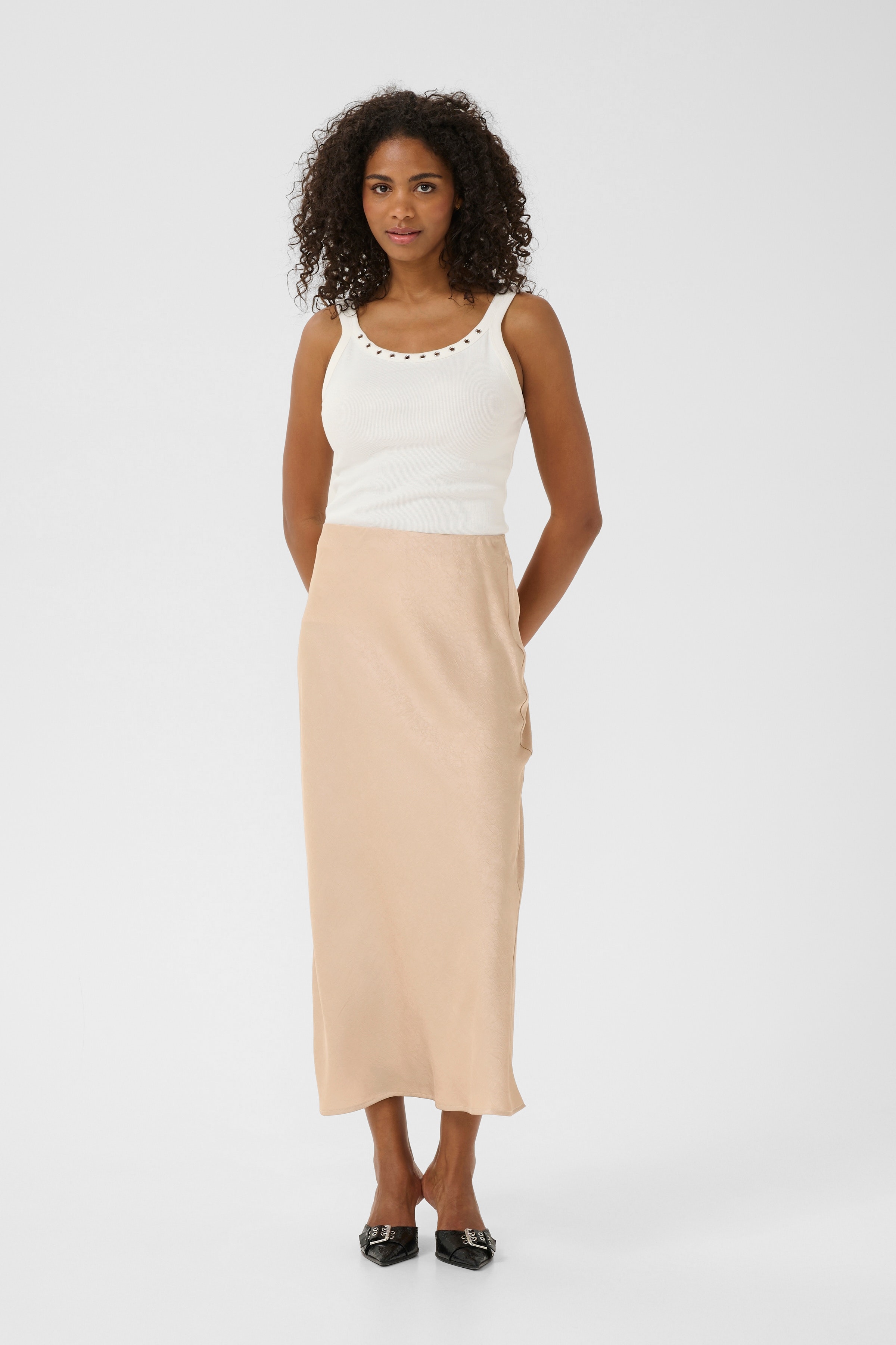 KAmolly Skjørt LOOKBOOK FRONT 10552422-108169