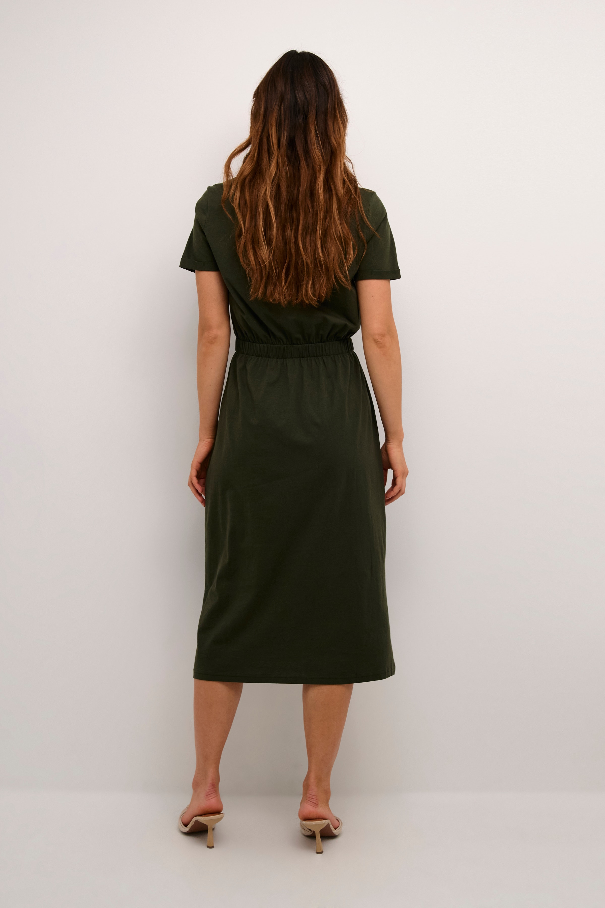 KAcelina Kjole LOOKBOOK BACK 10508871-190414