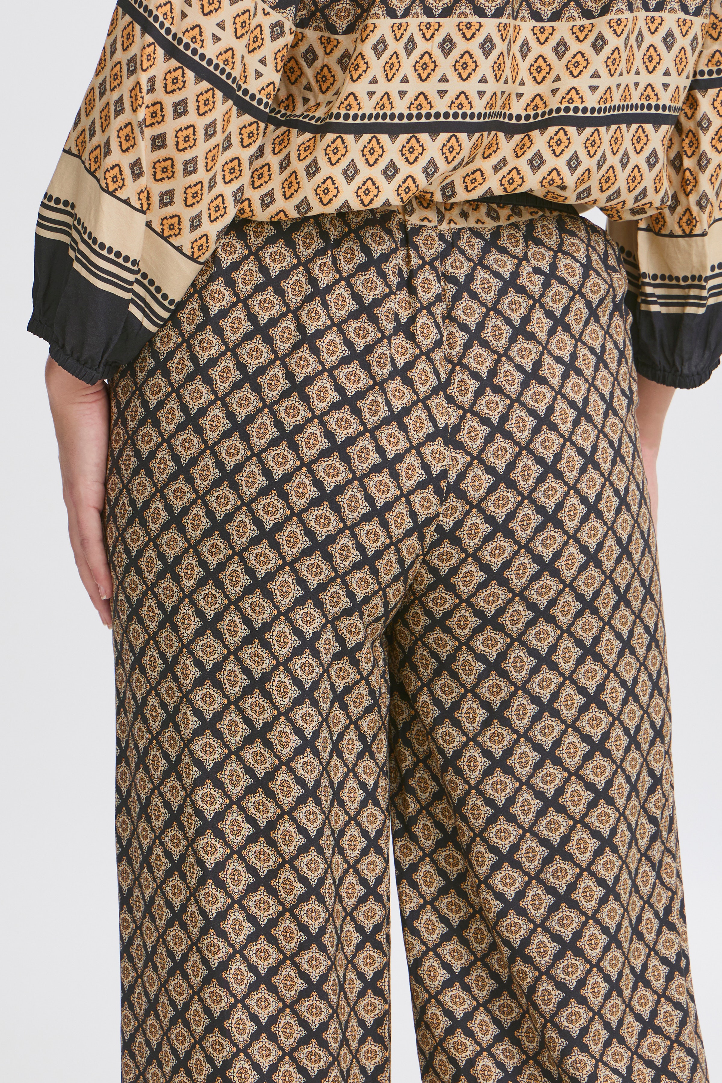 PZOLIVIA Bukser LOOKBOOK DETAIL 50208809-204511