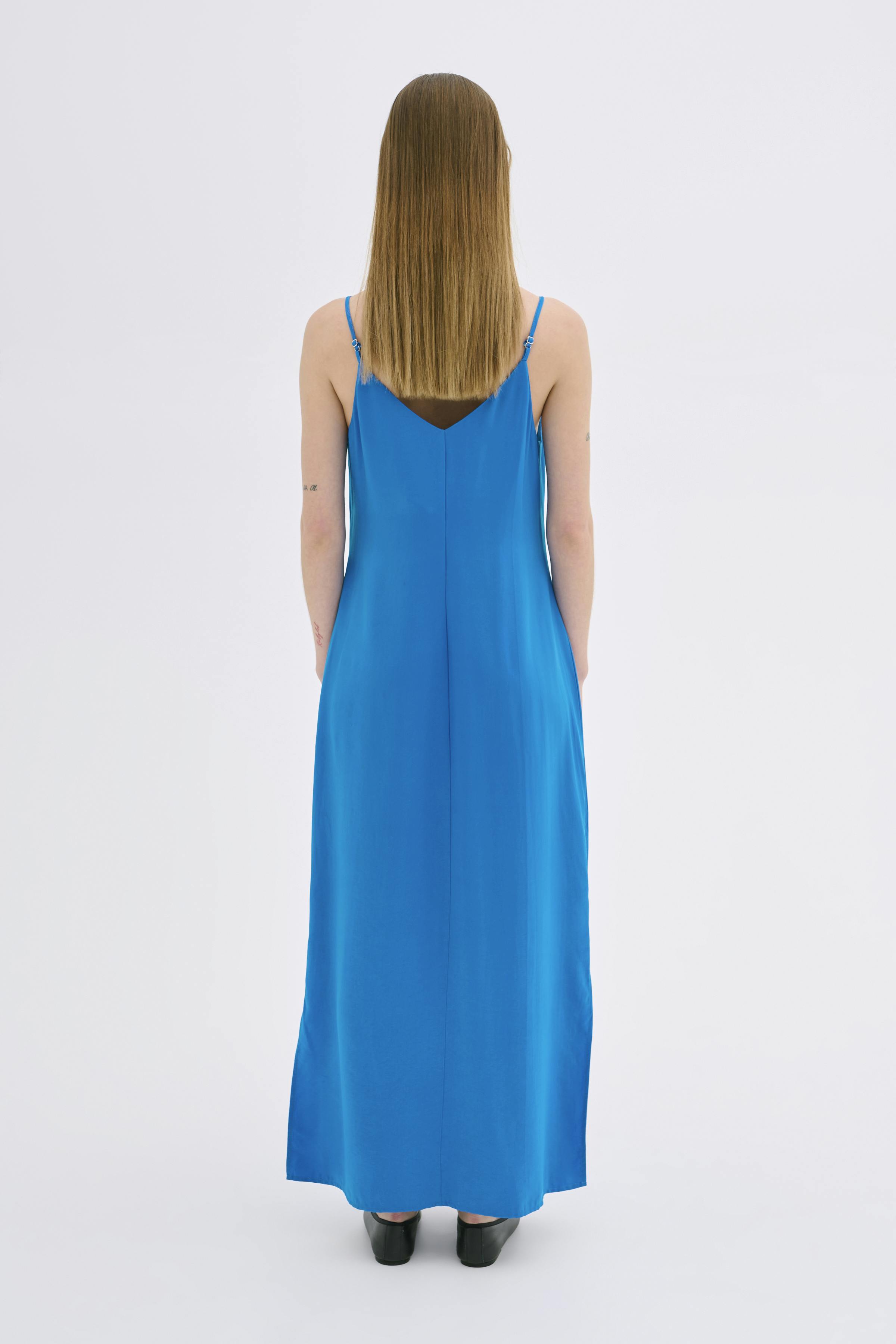 EstelleMW Dress LOOKBOOK BACK 10704425-184244