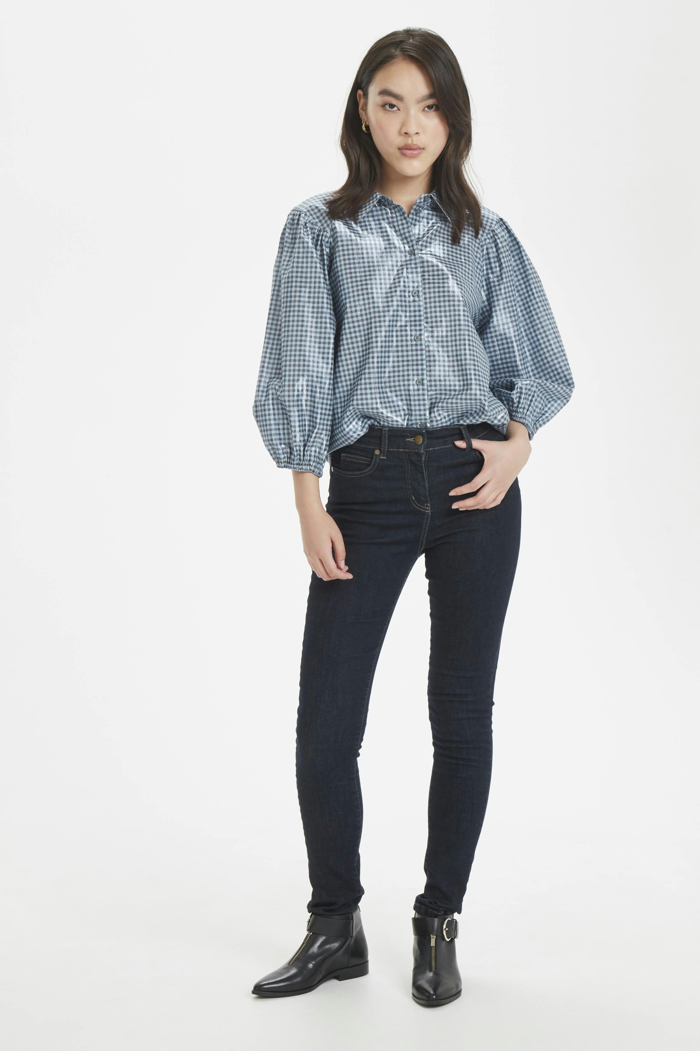 Long sleeved shirt LOOKBOOK FRONT 10102845-40880