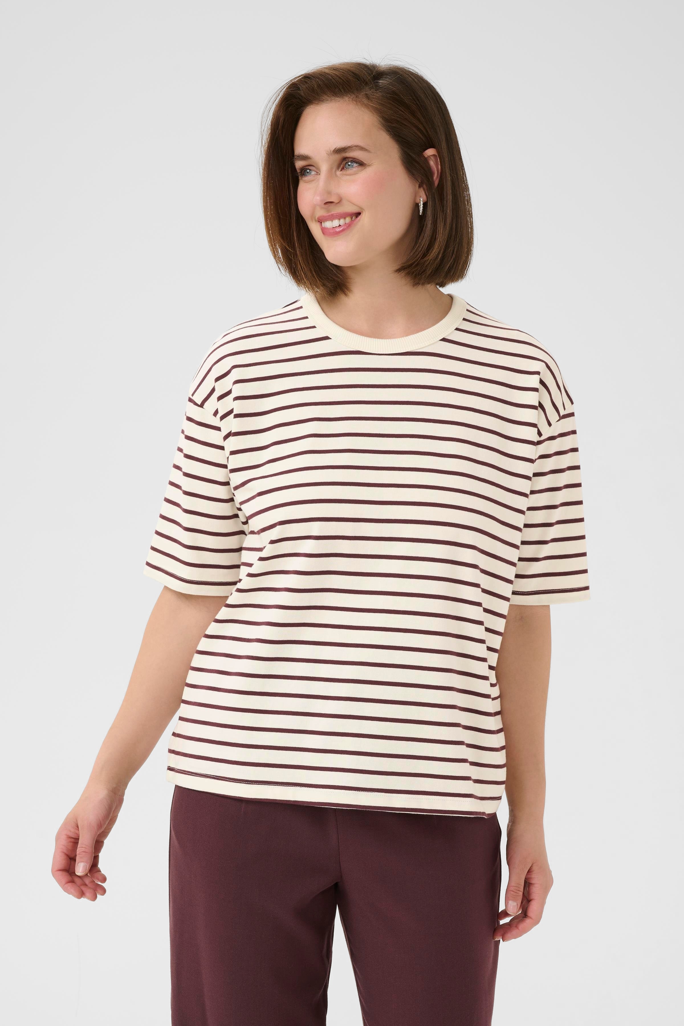 KAwinny T-shirt LOOKBOOK FRONT 10508777-108011
