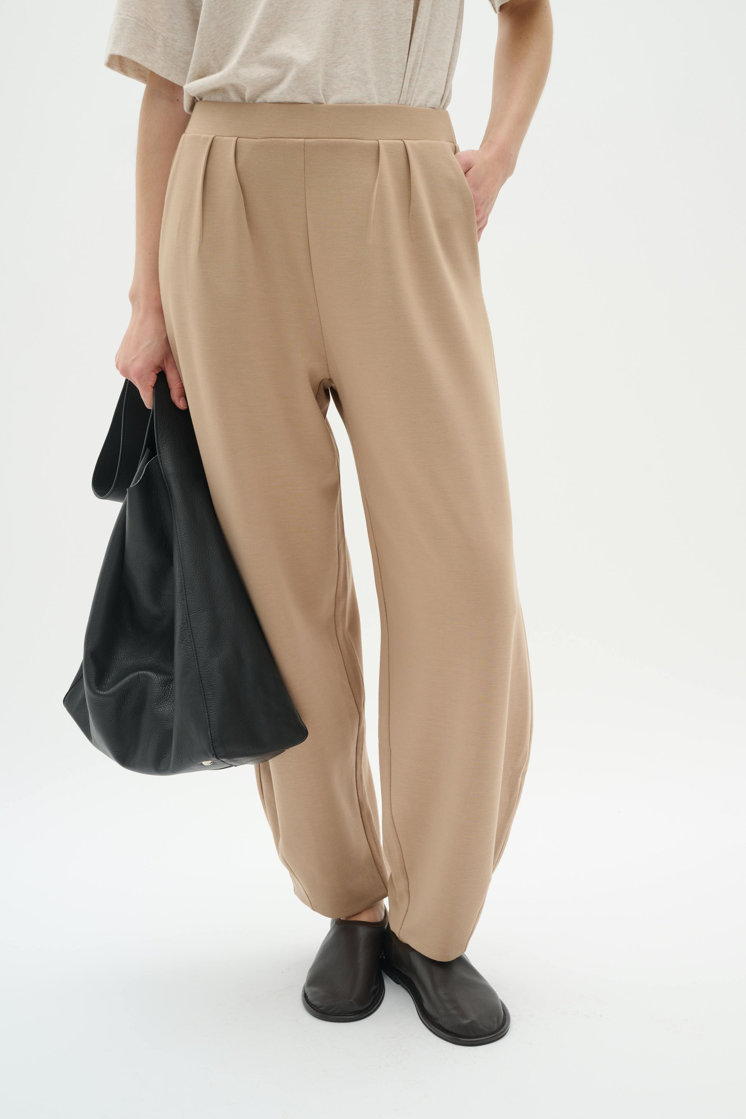 LaicentIW Trousers LOOKBOOK FRONT 30110001-171320