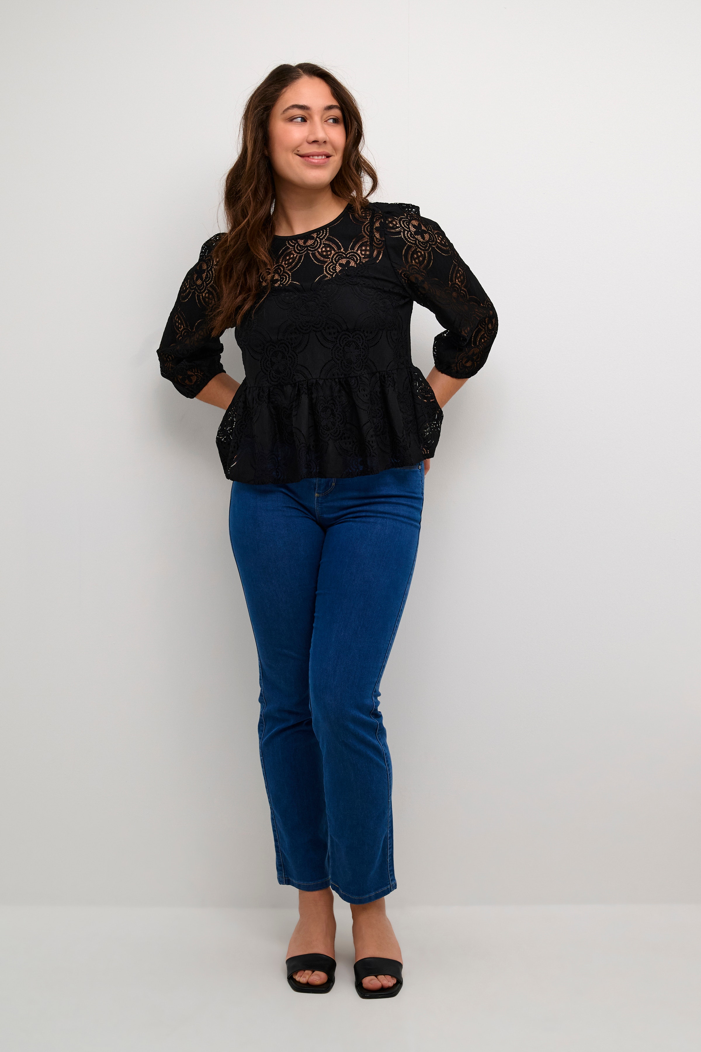 KApaula Bluse LOOKBOOK FRONT 10508717-100121
