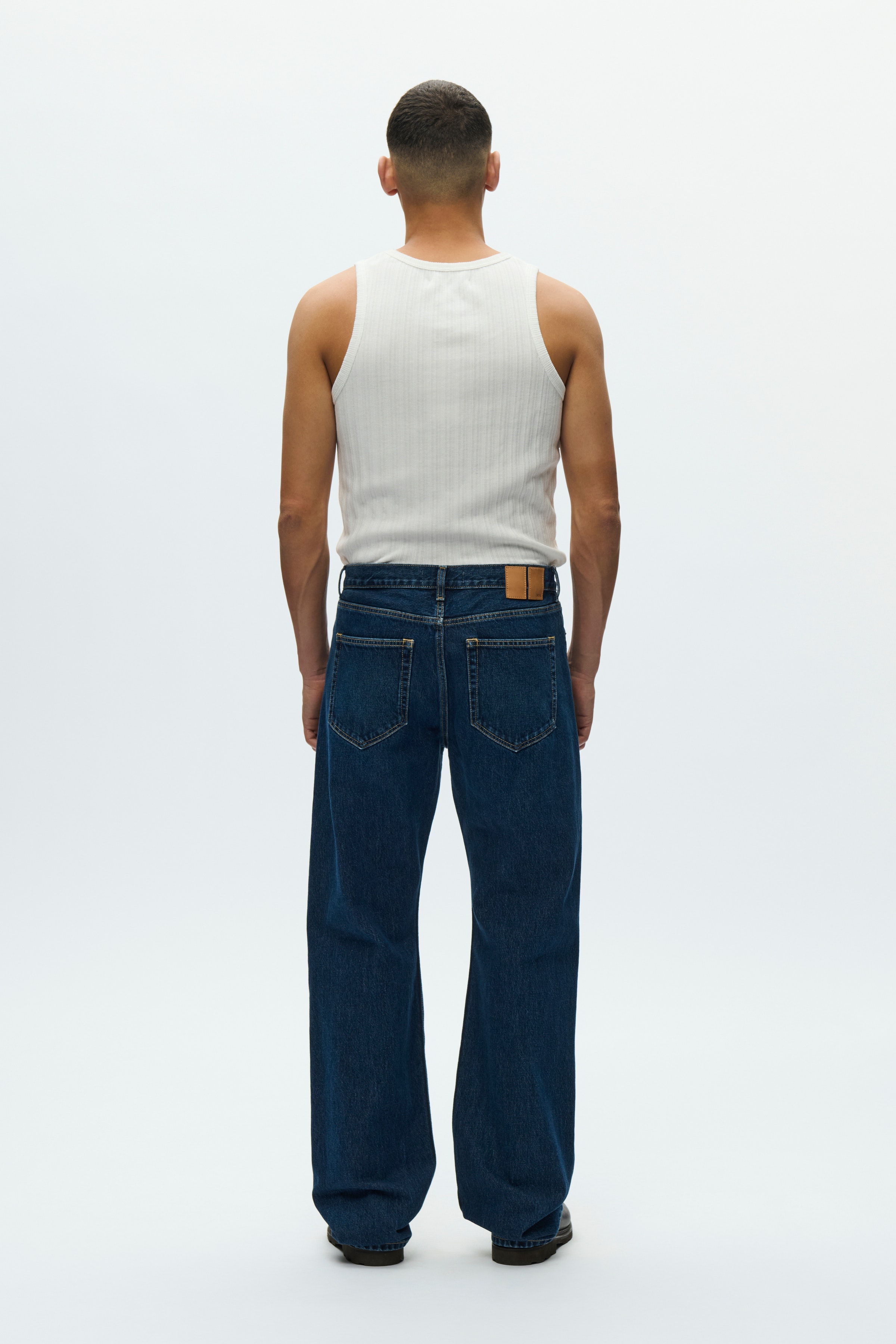 WWType 2 Jeans LOOKBOOK BACK 30251600-304312