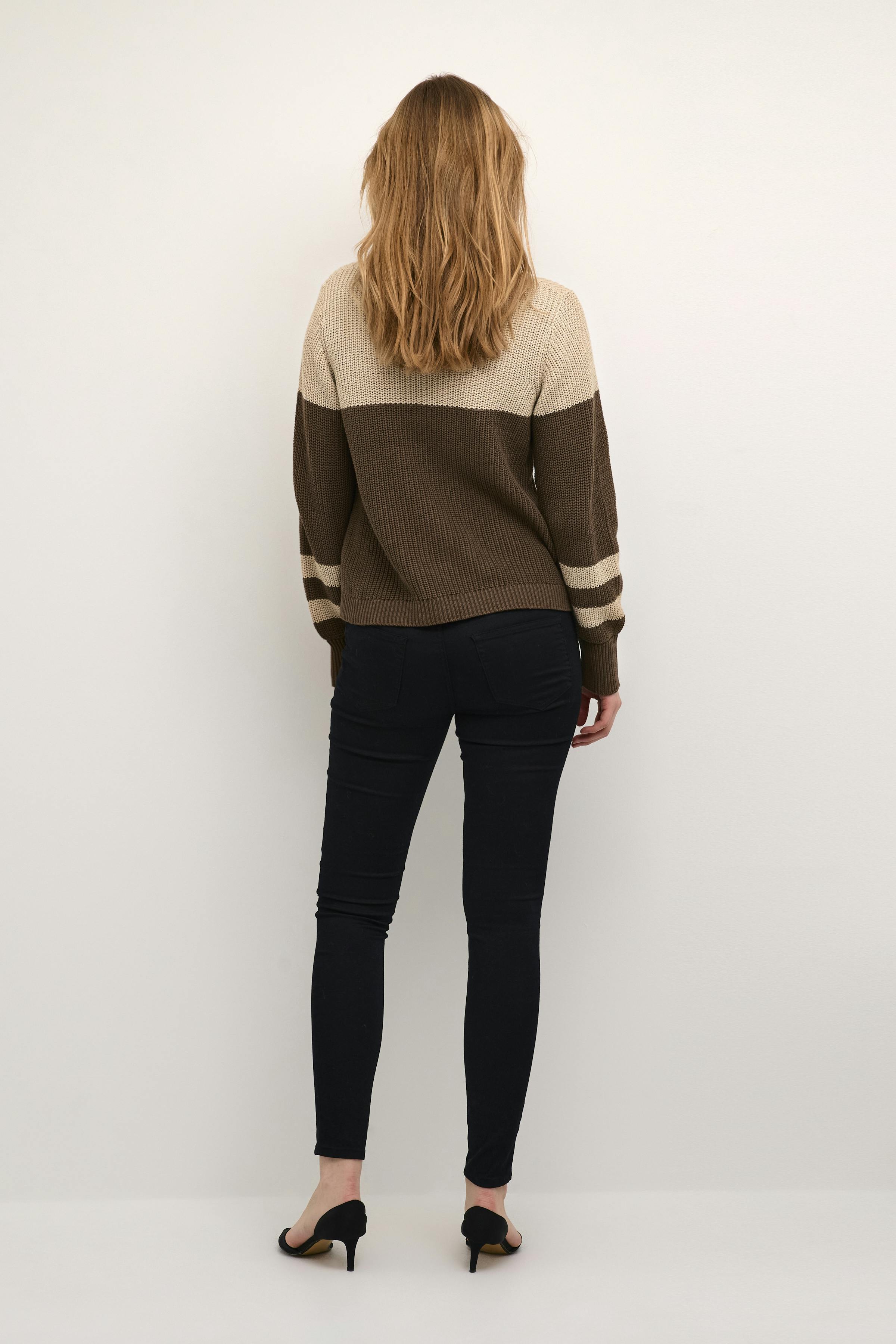 CUewy Pullover LOOKBOOK BACK 50110231-161212