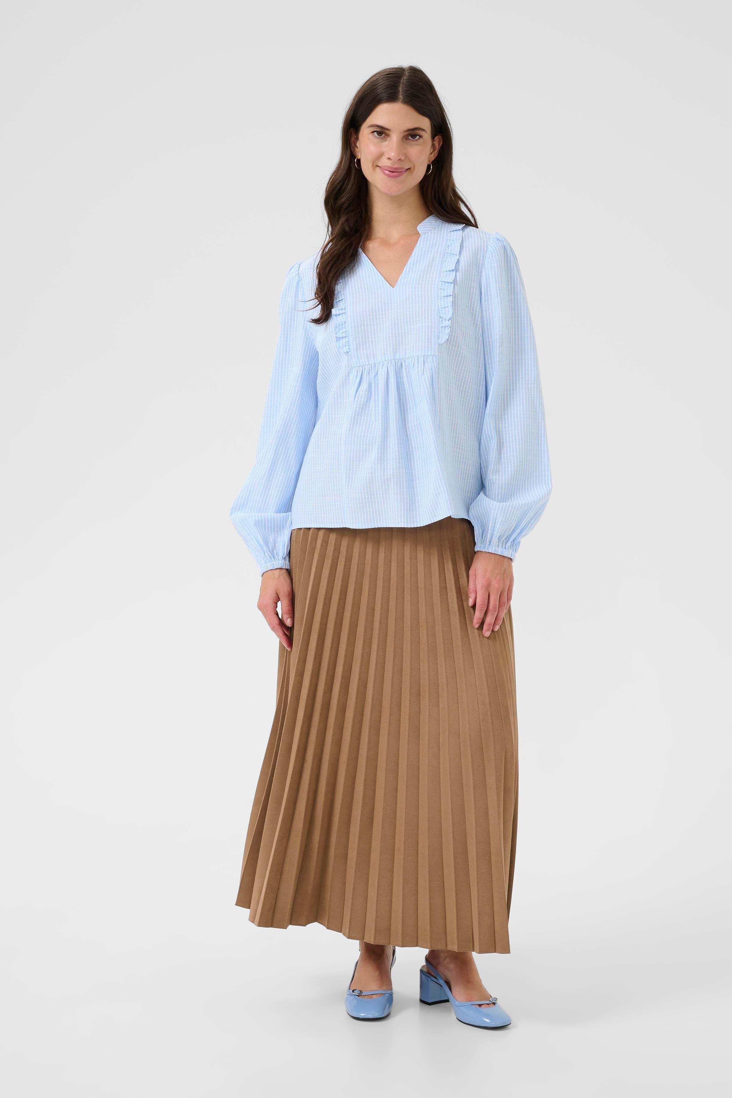 CRCherissa Blus LOOKBOOK FRONT 10614701-108823