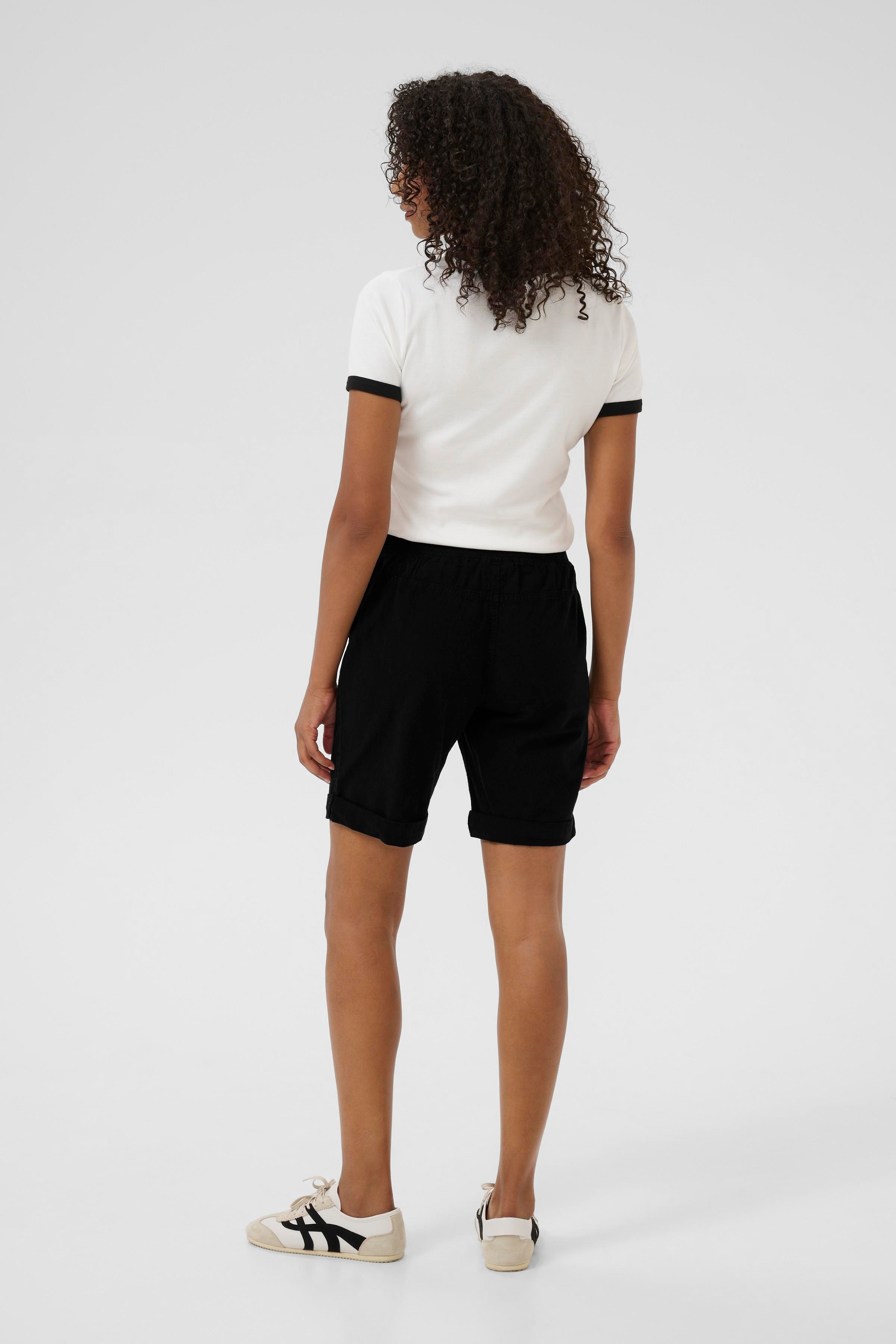 KAnaya Shorts LOOKBOOK BACK 10504239-50600