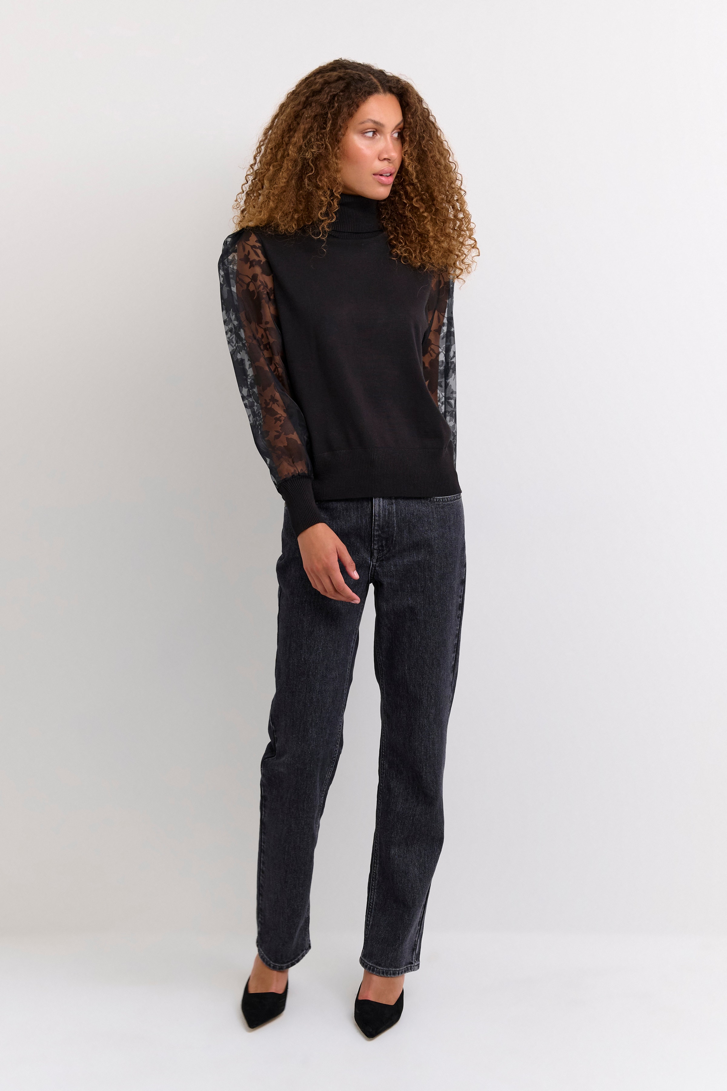 AnnieMW Pullover LOOKBOOK FRONT 10704117-100031