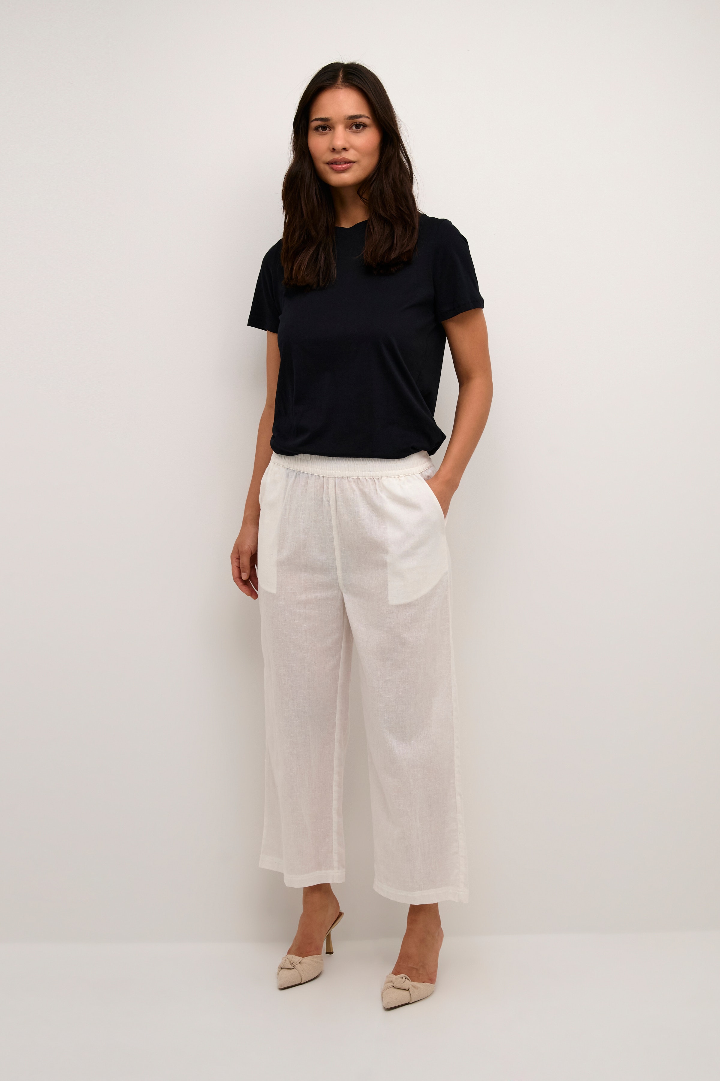 KAvigga Lin Bukser LOOKBOOK FRONT 10508815-125202