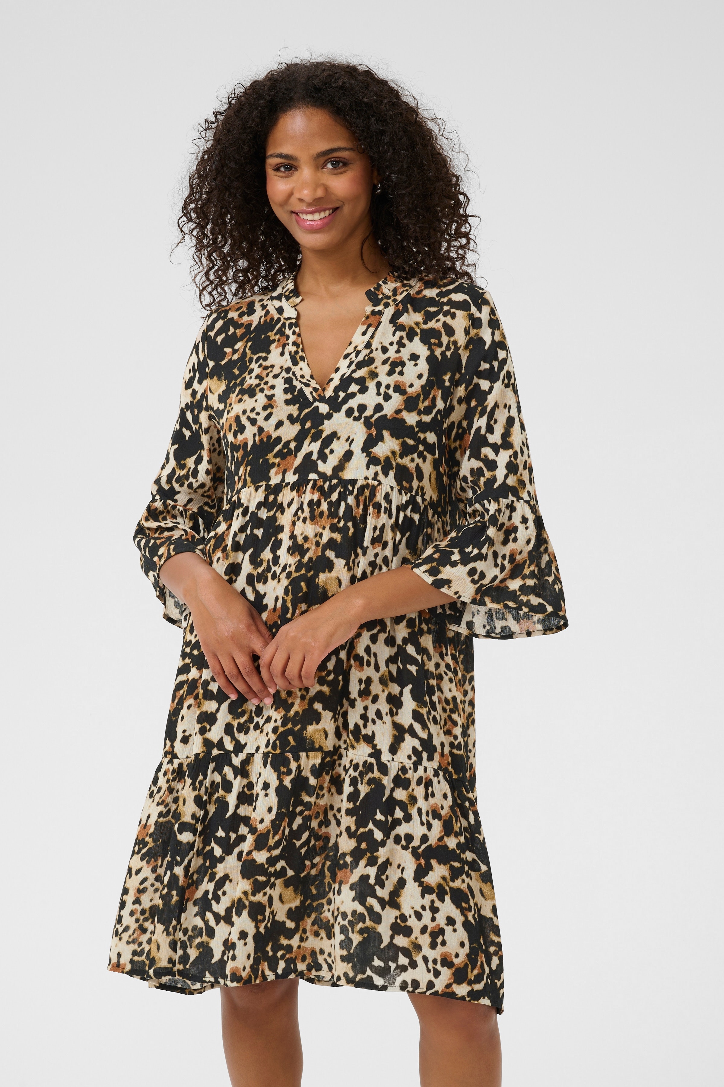 KAhera Kjole LOOKBOOK FRONT 10508259-107550