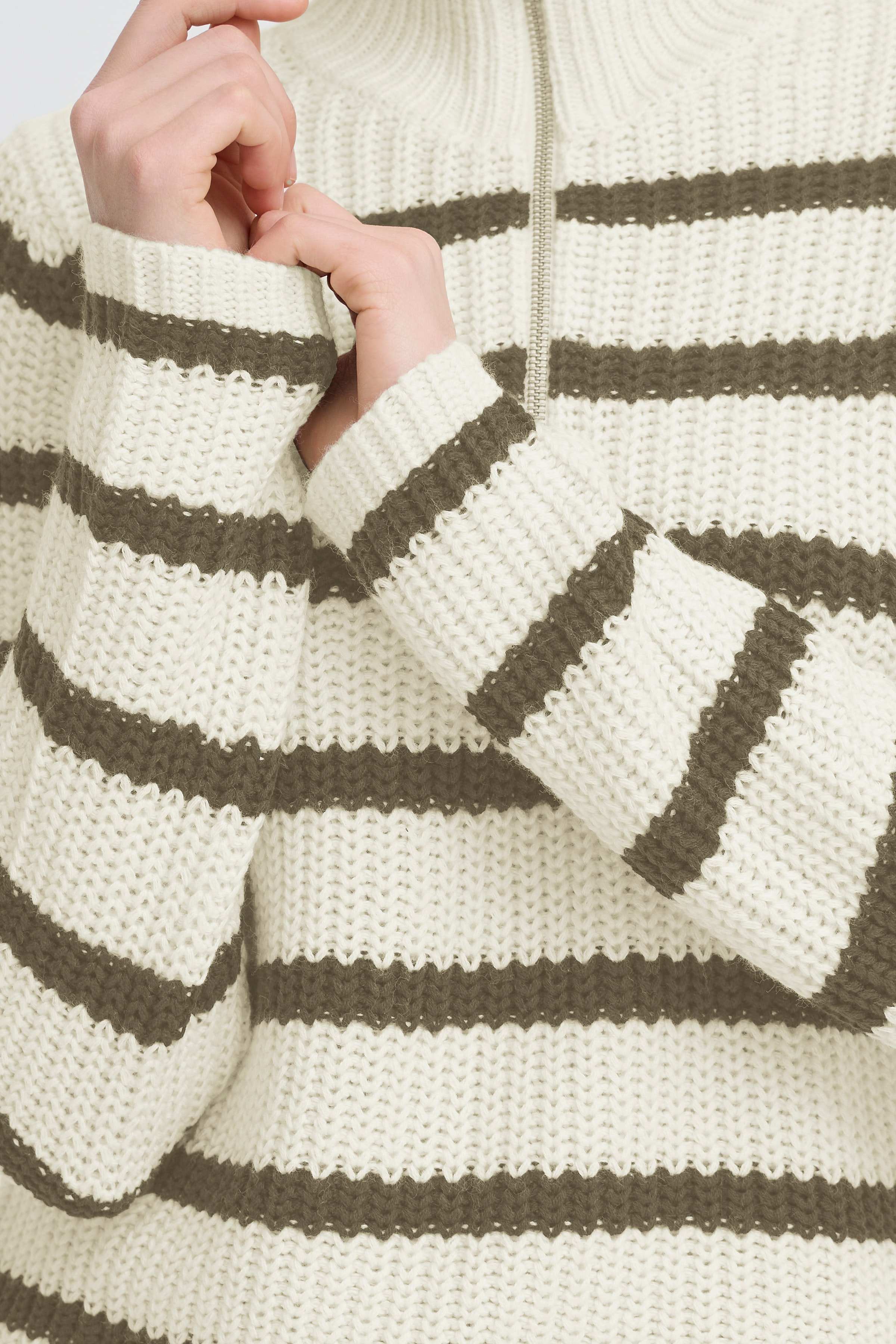 FRKAMIA Pullover LOOKBOOK DETAIL 20616357-205653