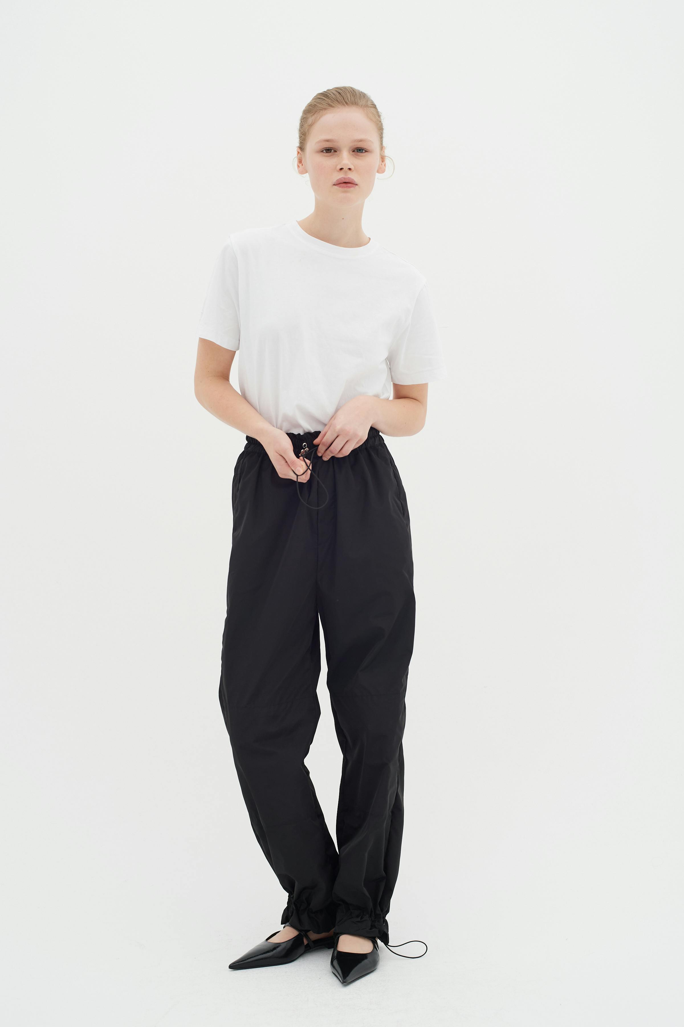 TaniaIW Trousers LOOKBOOK FRONT 30109048-194008