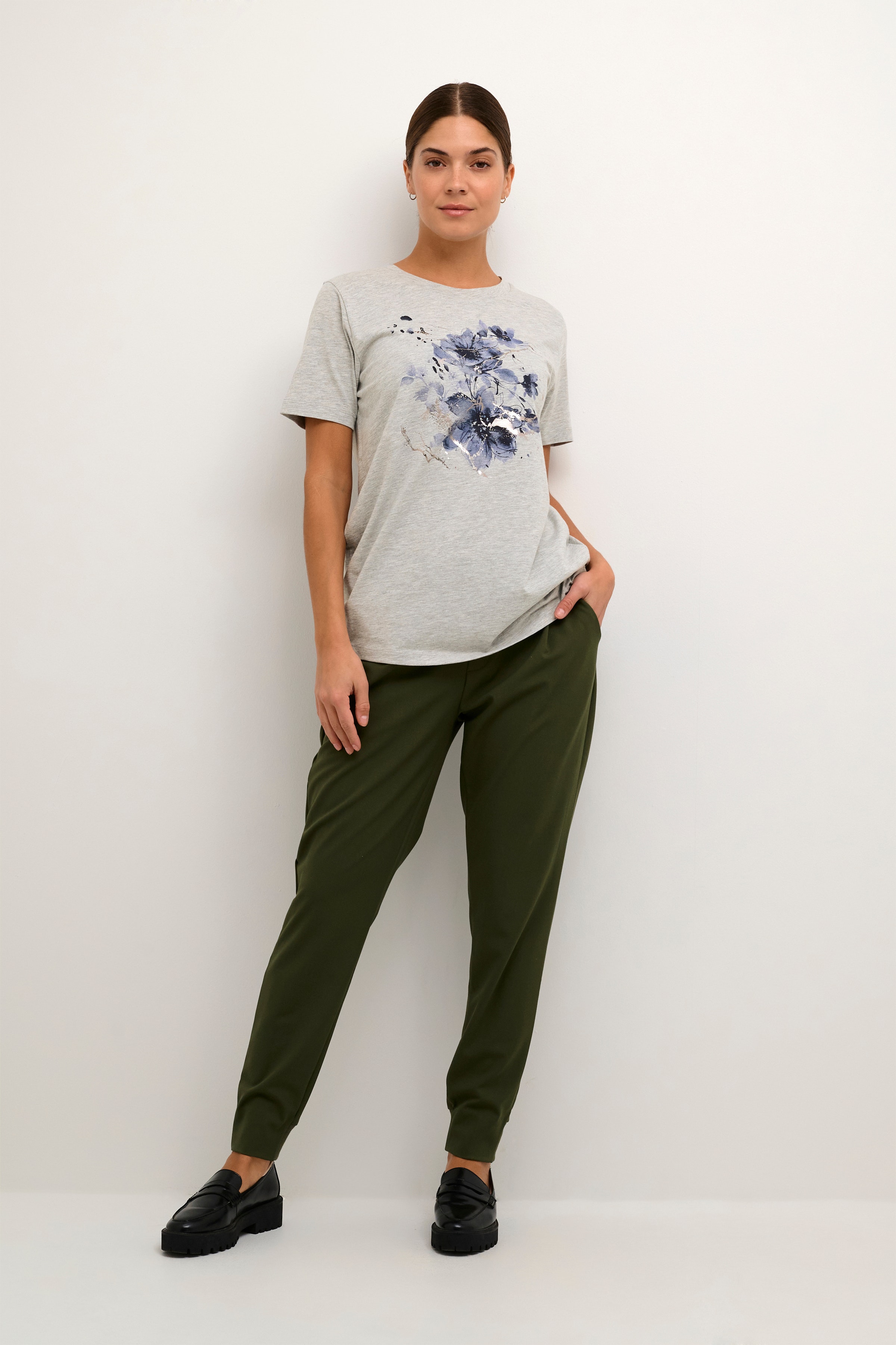 BPayalina T-shirt LOOKBOOK FRONT 10590407-100123B