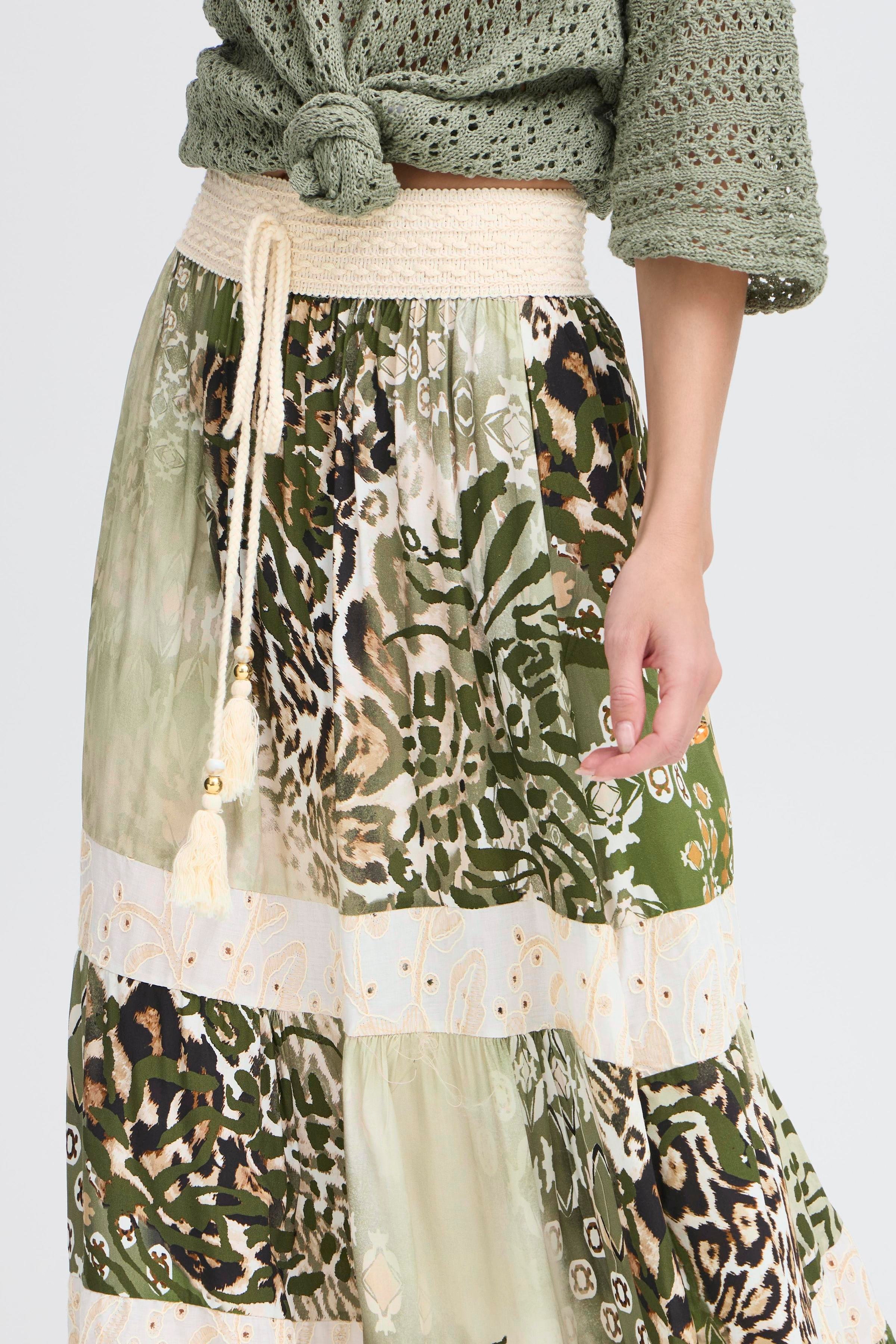 SBALONA Rock LOOKBOOK DETAIL 22100998-180515