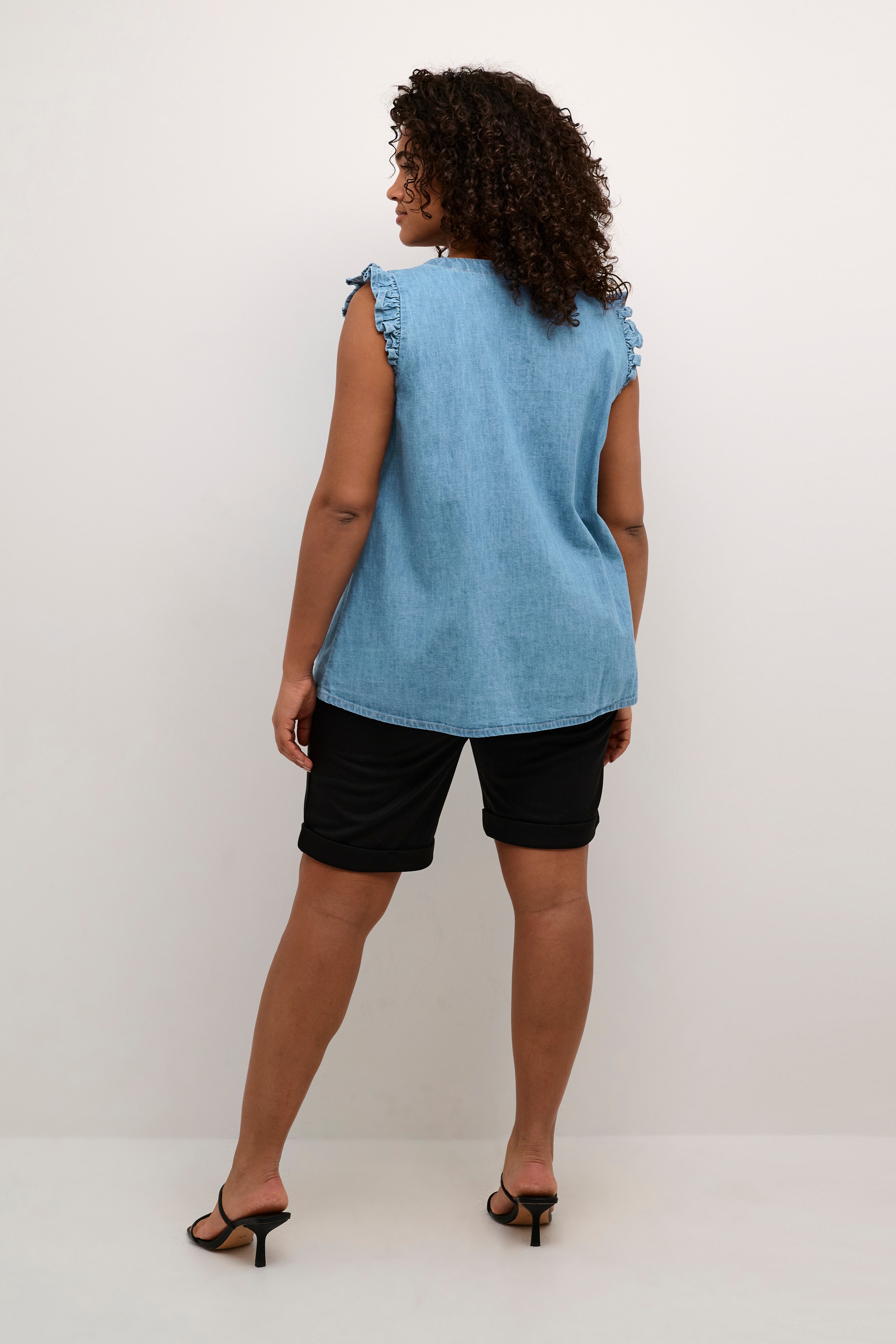 KClouisa Top LOOKBOOK BACK 10582329-105707