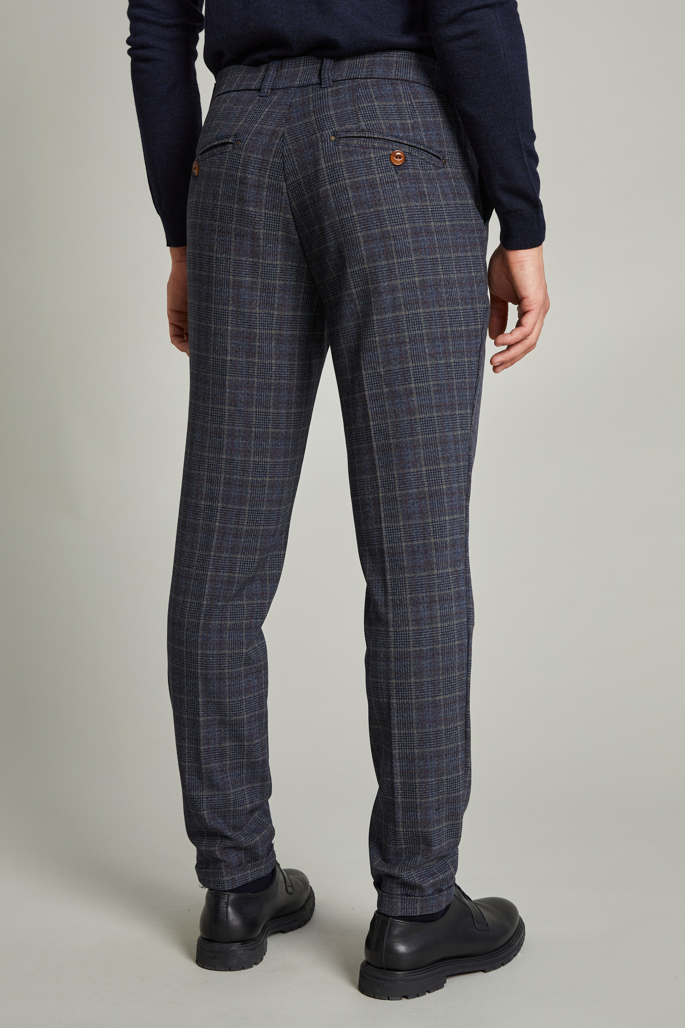 MAliam Heritage Pants LOOKBOOK BACK 30205615-194011