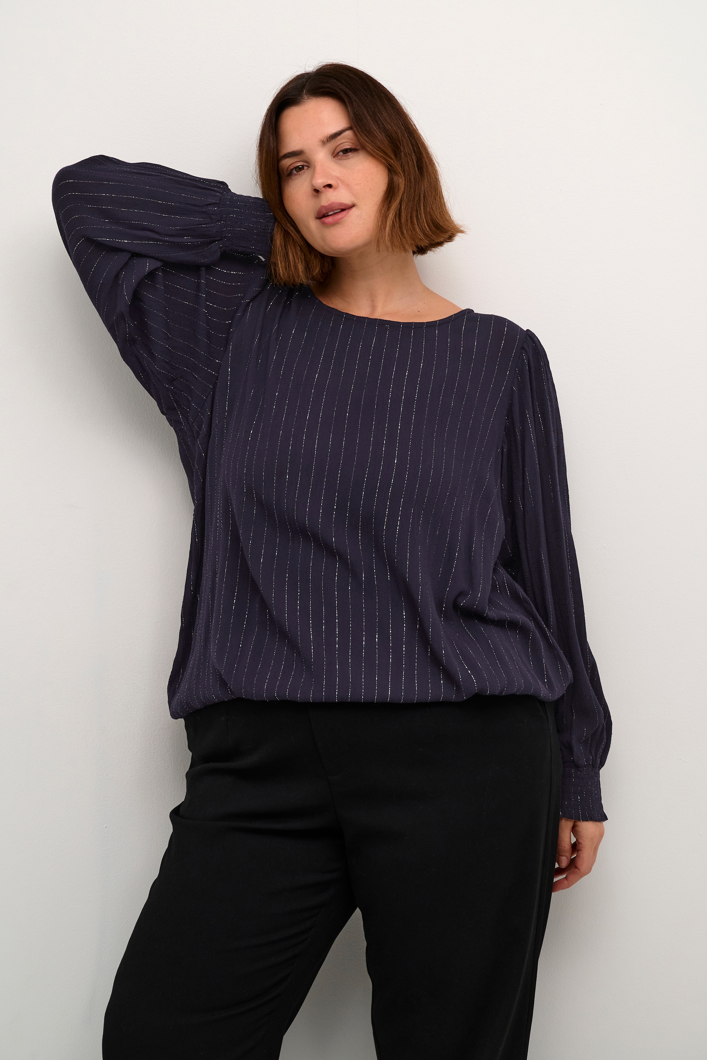 KClio Bluse LOOKBOOK DETAIL 10582786-106557