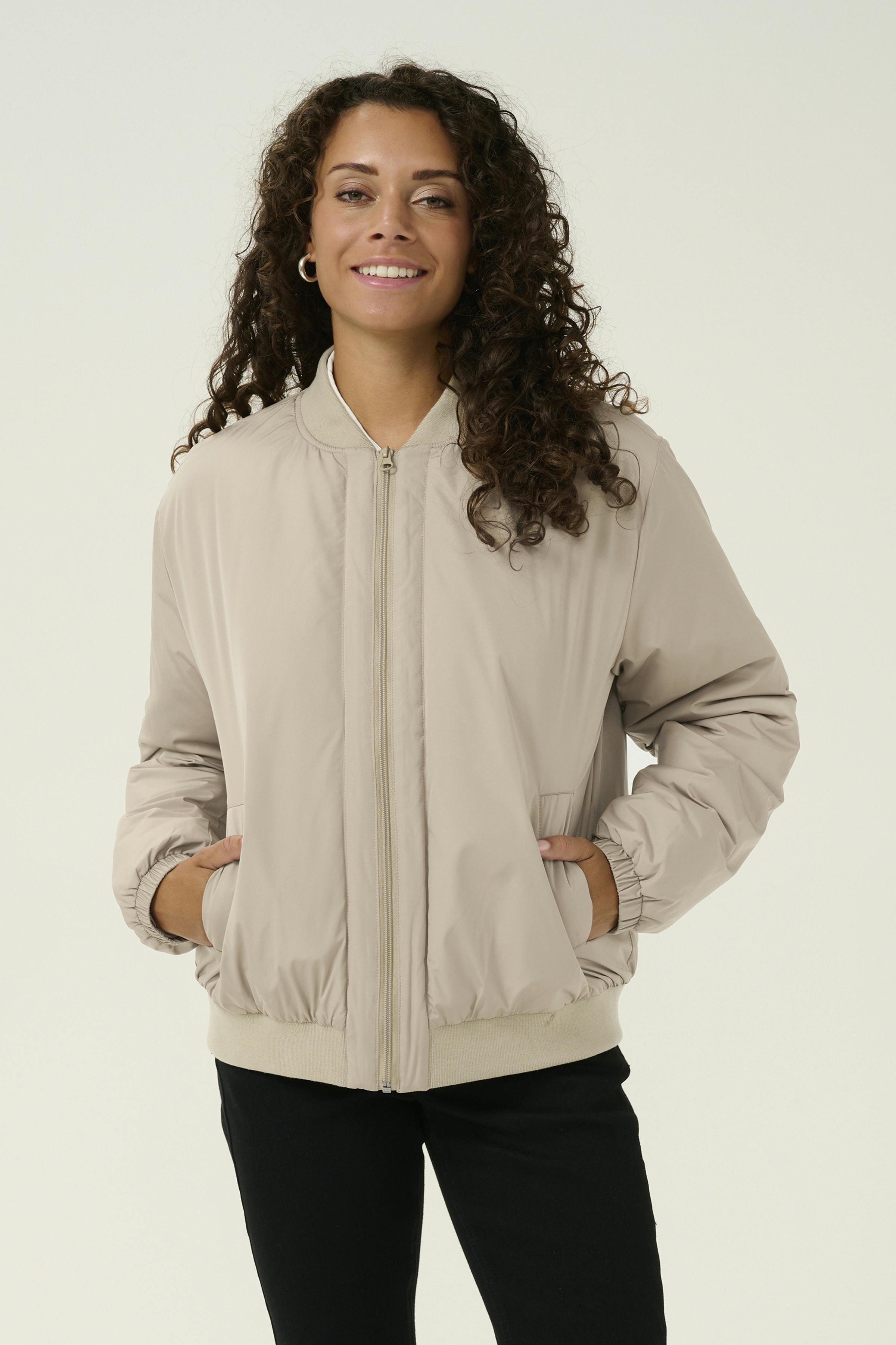 CRArwen Manteau Bomber LOOKBOOK FRONT 10613654-171312