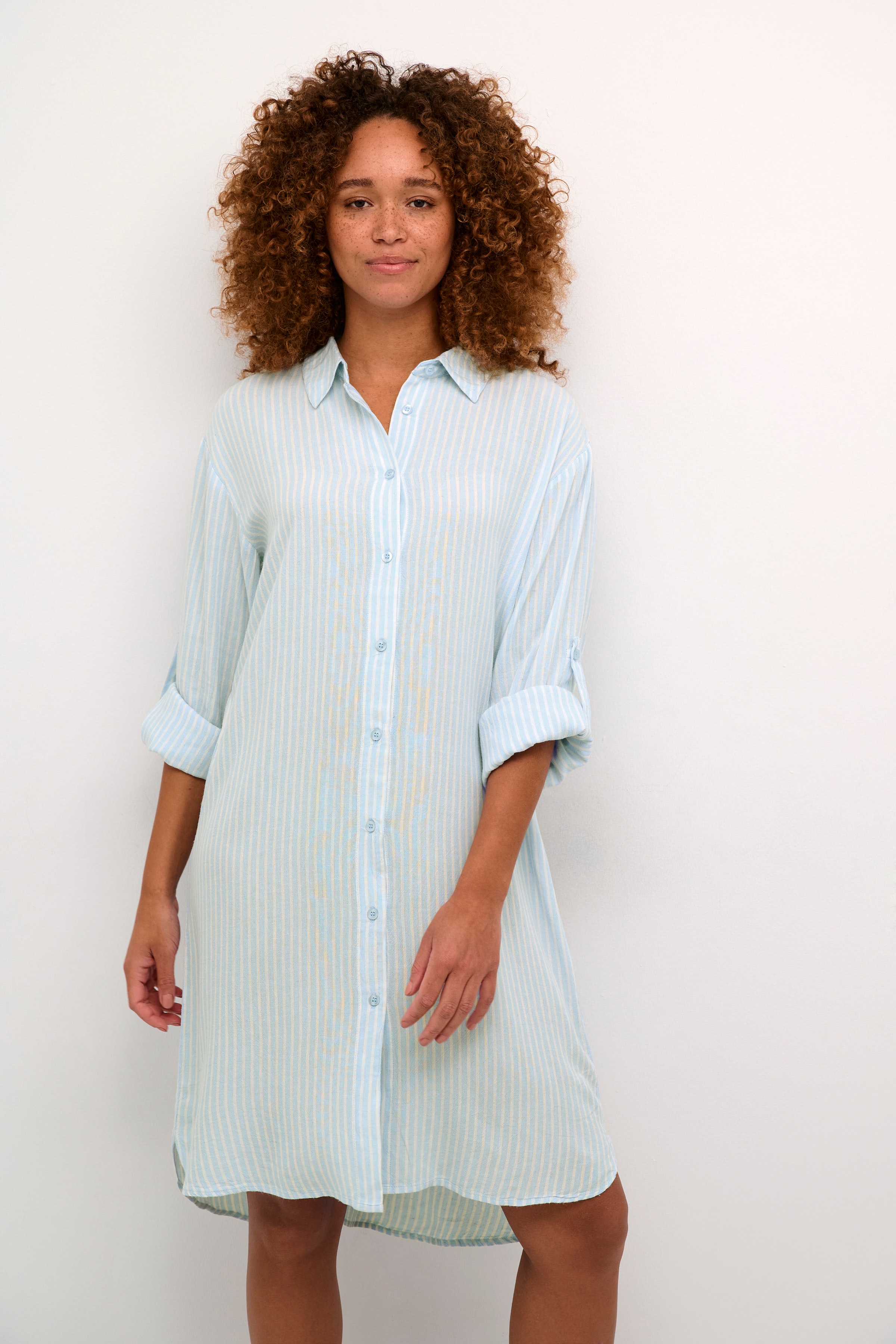 KAmilia Lin skjorte LOOKBOOK FRONT 10508311-105969