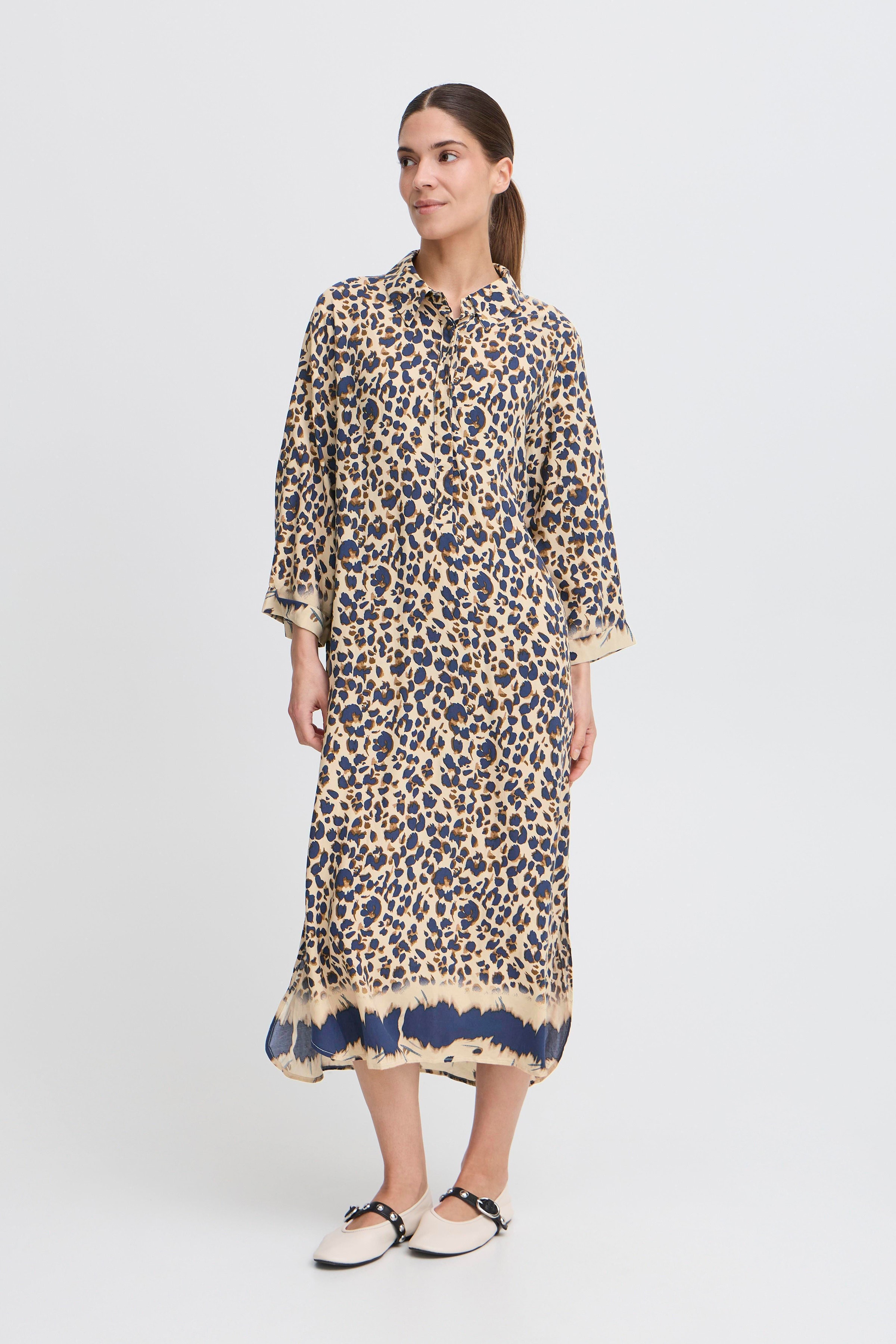 PZGLORIA Kjole LOOKBOOK FRONT 50208947-202010