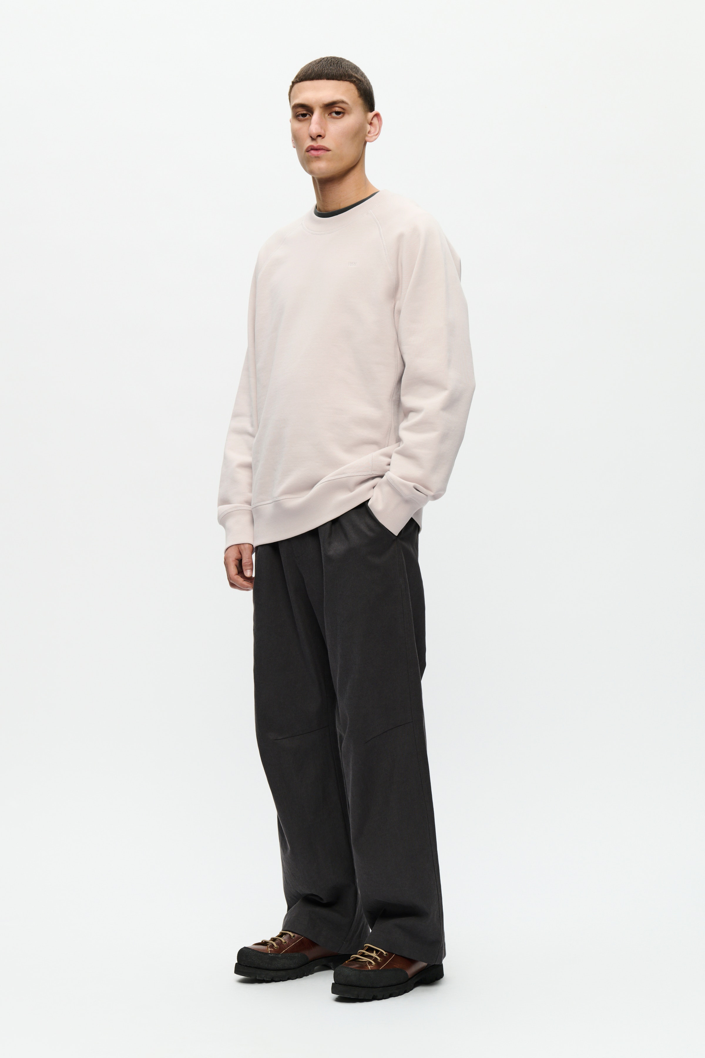 WWHester Sweatshirt LOOKBOOK FRONT 30251551-144500