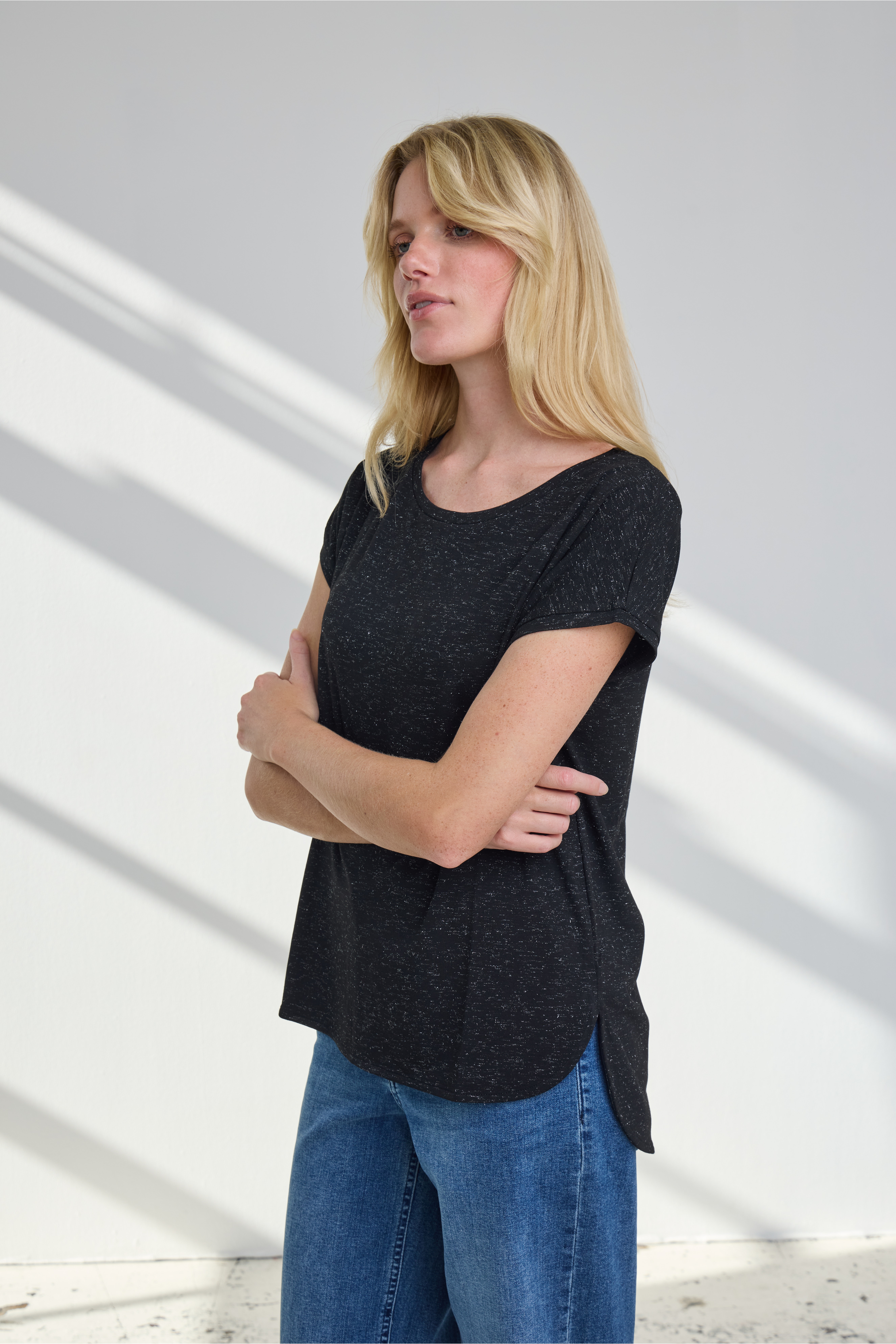 IHREBEL T-shirt LOCATION NONE 20109945-194008