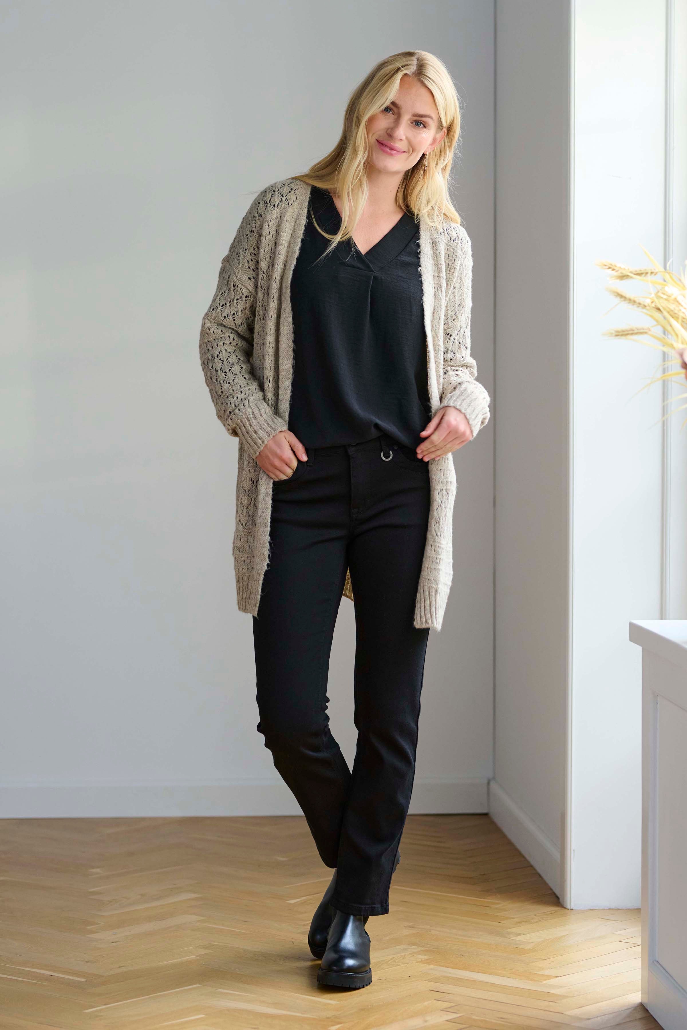 BPKirta Cardigan LOCATION NONE 40103436-400630