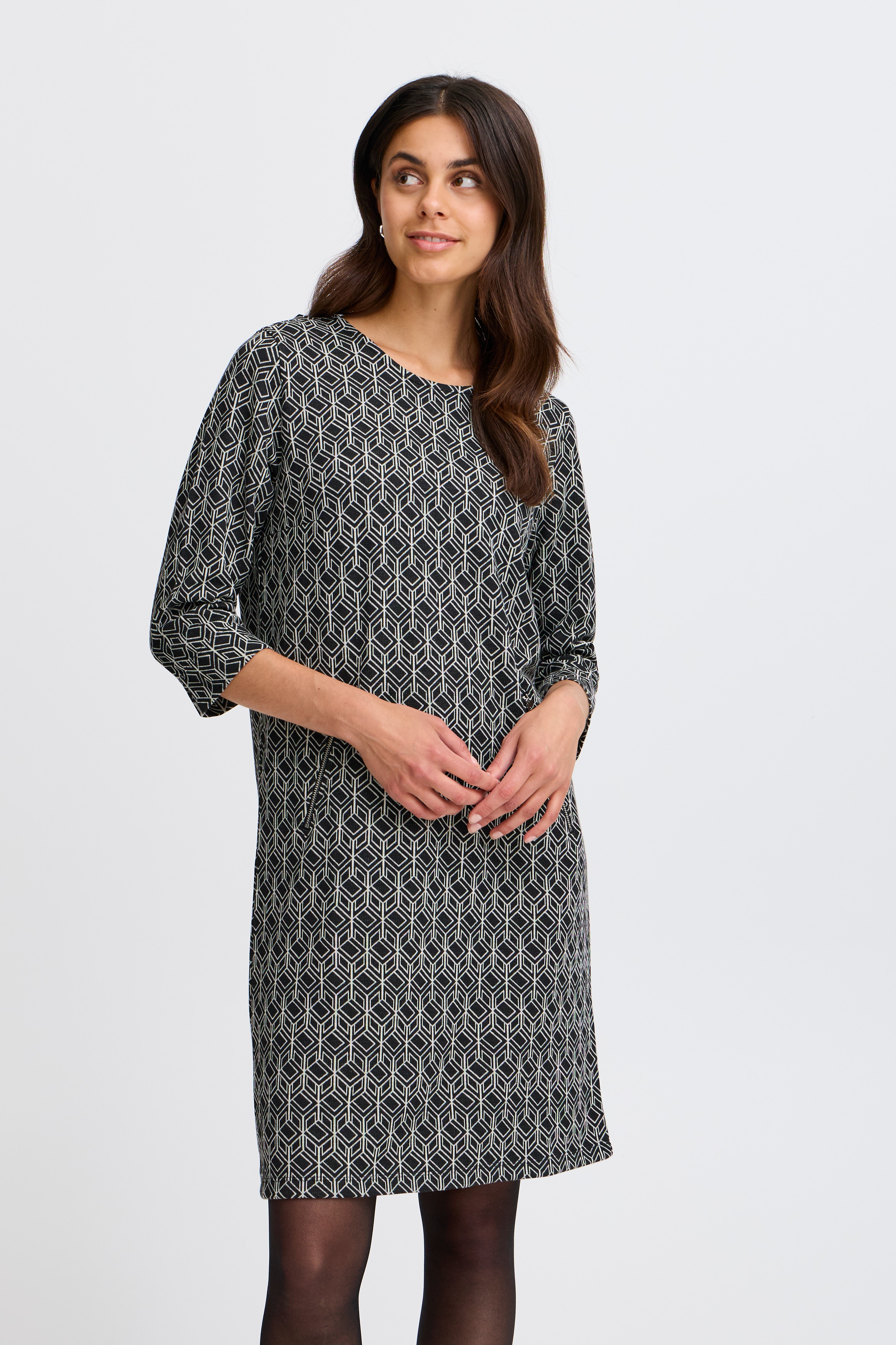 FXVARSE Kleid LOOKBOOK FRONT 20616059-205114