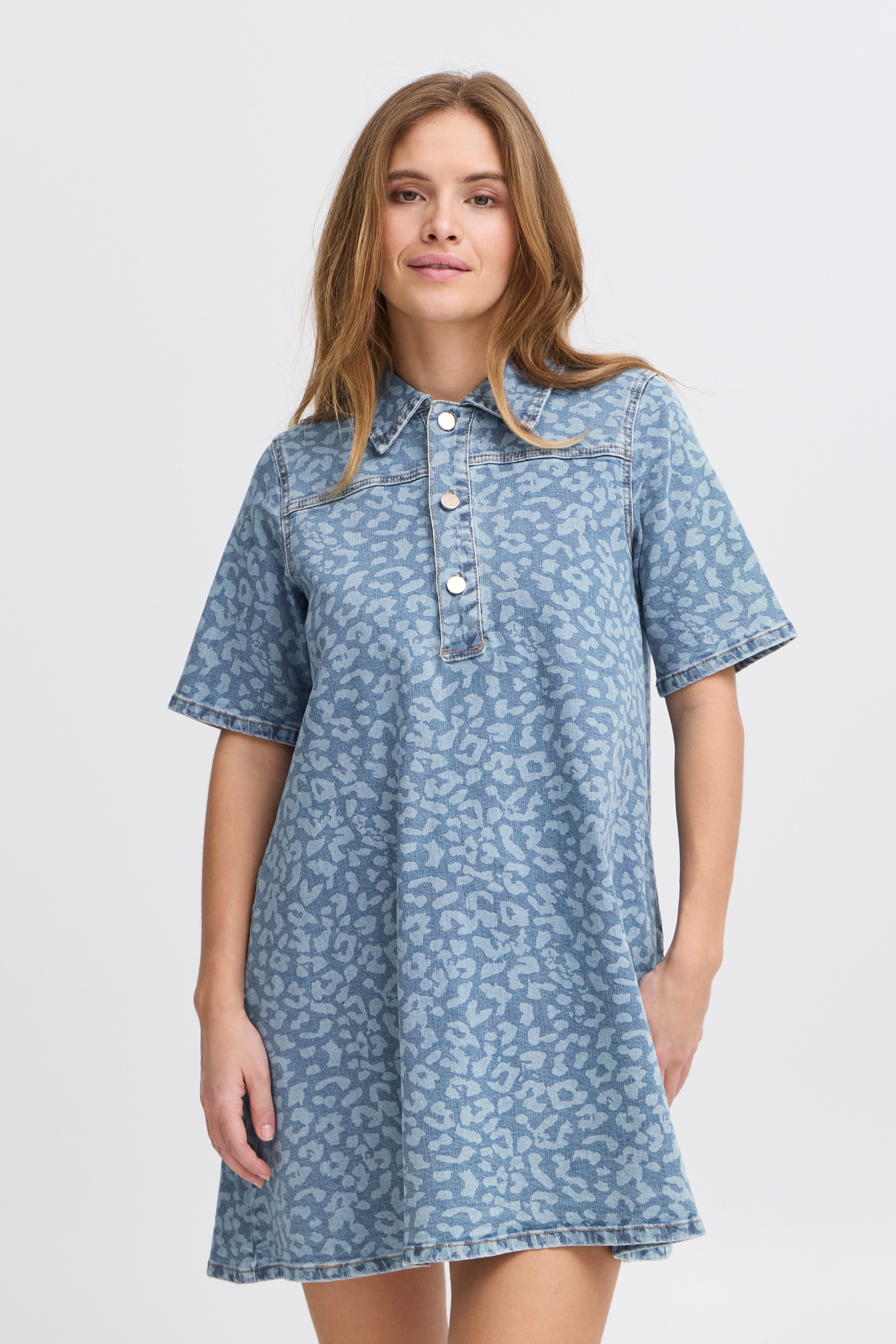 PXJANNAH Kjole LOOKBOOK FRONT 50208874-205294