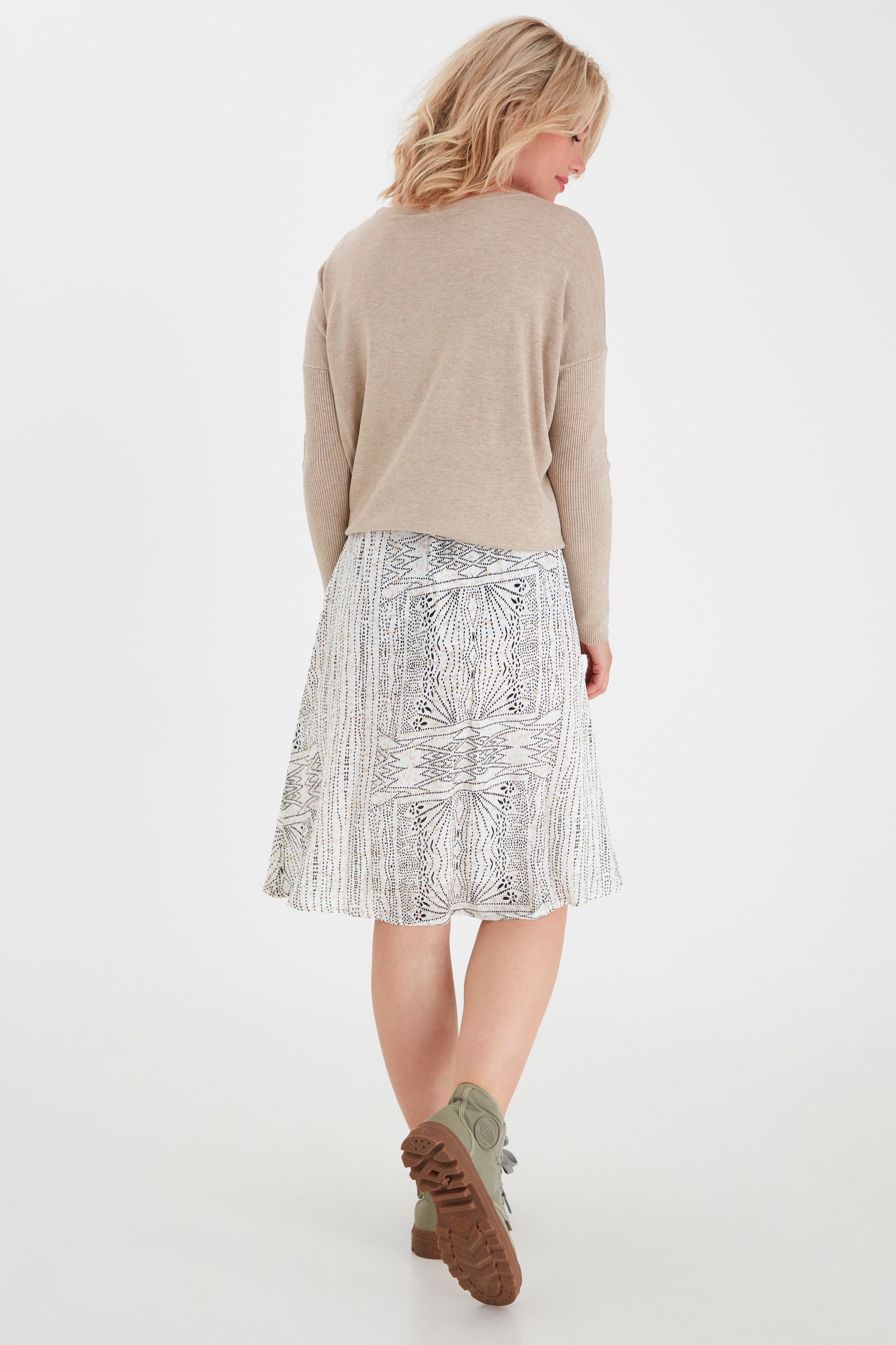 FRZUVIC Pullover LOOKBOOK BACK 20606747-200121
