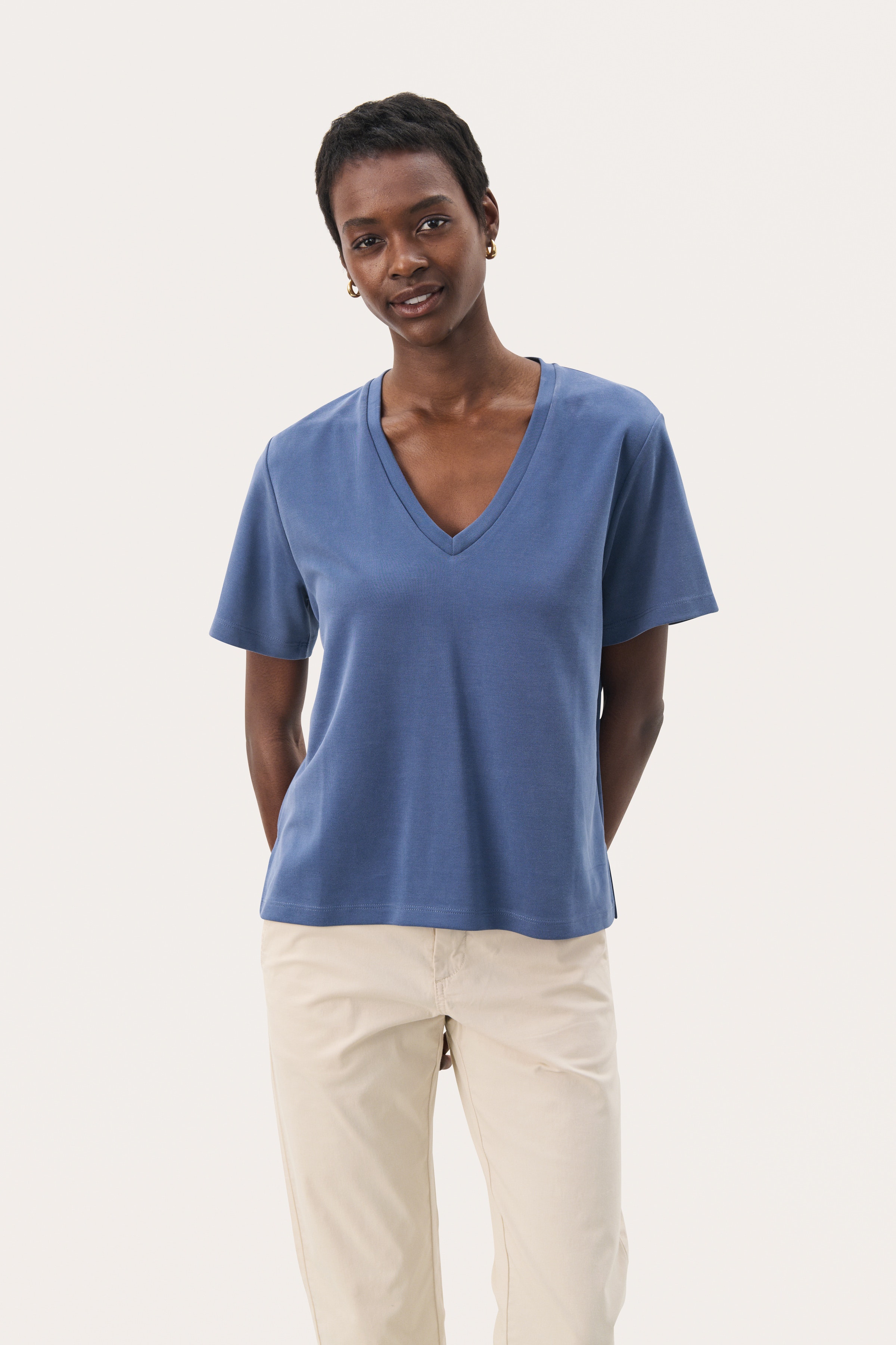 RuthPW T-shirt LOOKBOOK FRONT 30309655-193934