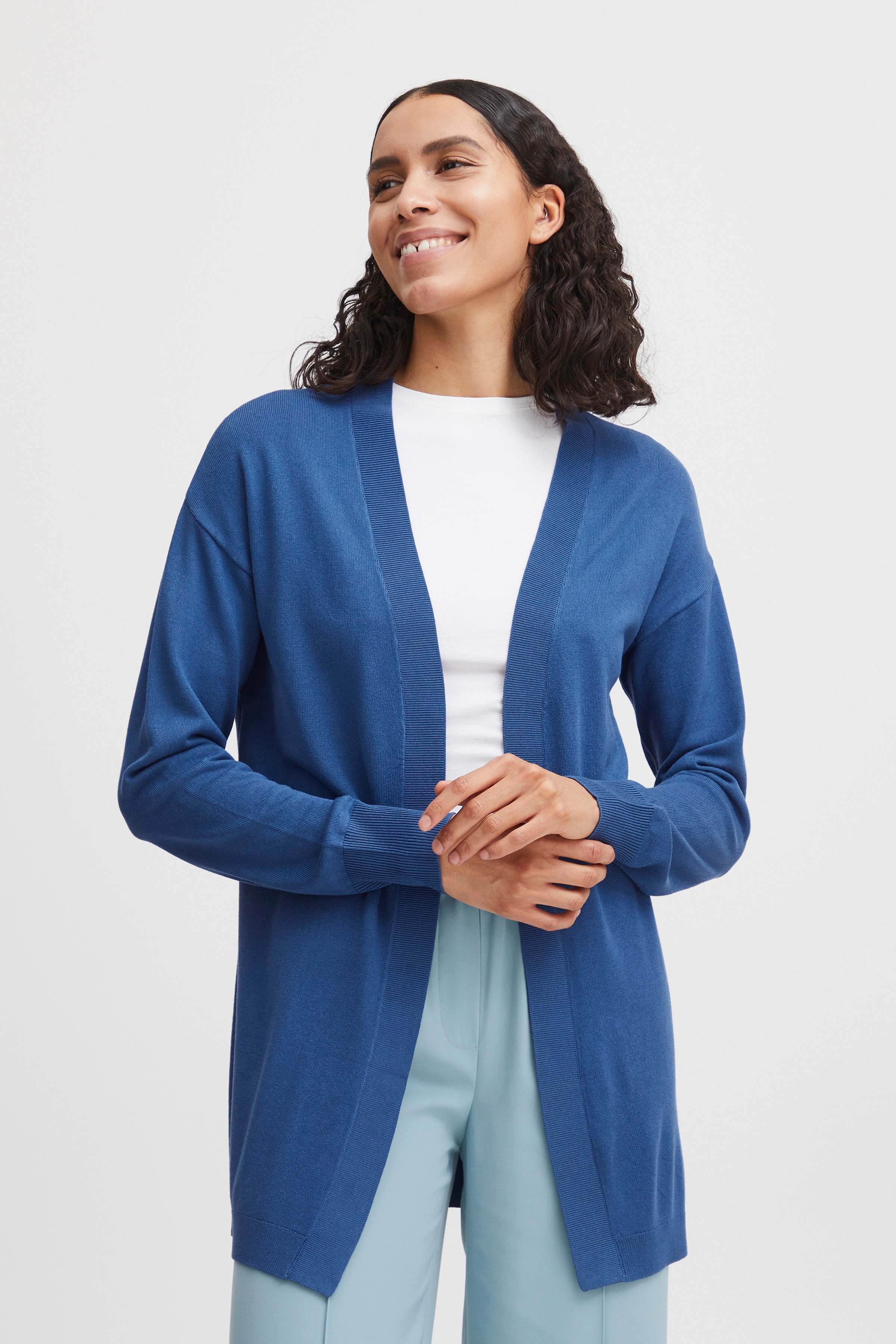 BYMMORLA Cardigan LOOKBOOK FRONT 20814392-194030